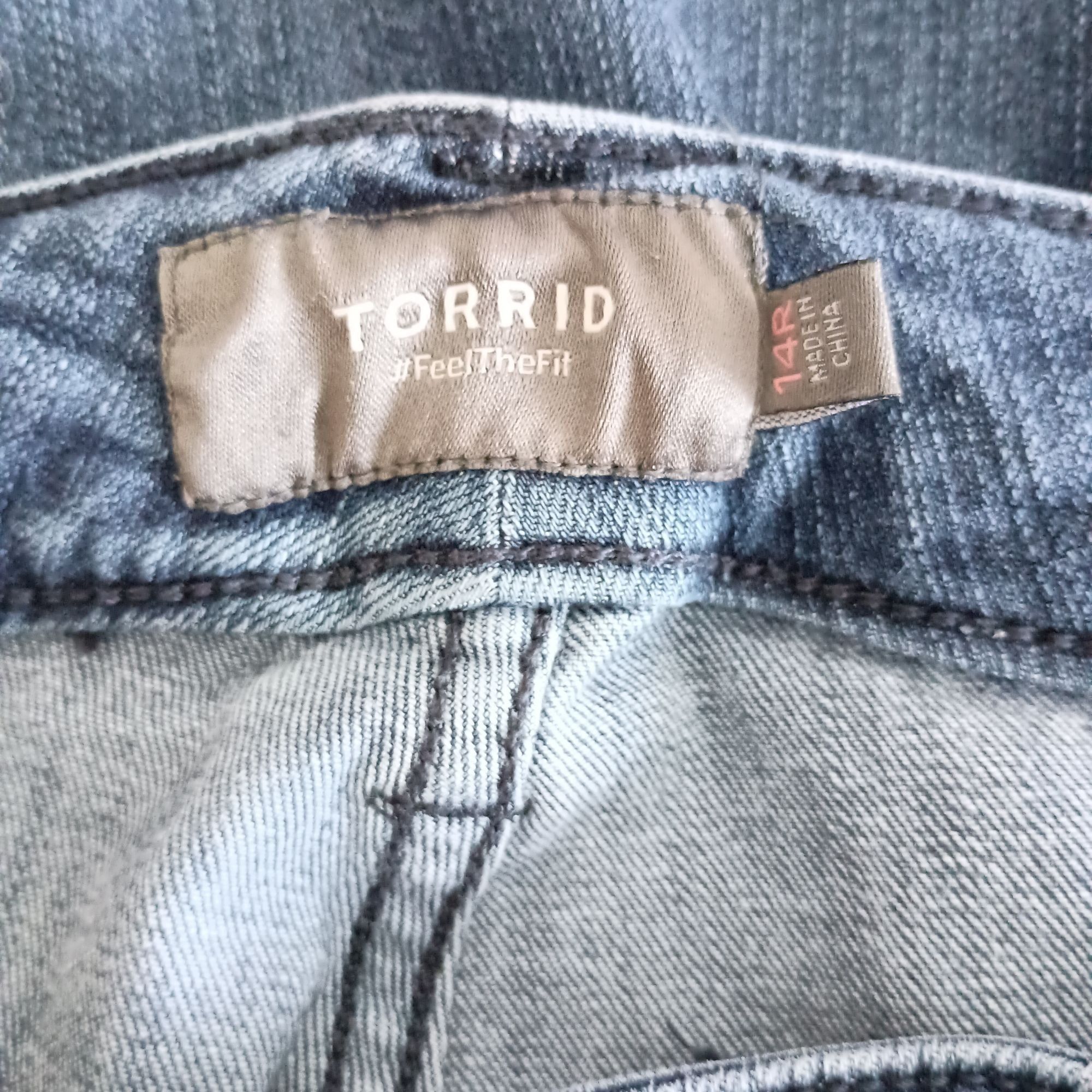 Torrid Torrid Cropped Skinny Jeans Womens 14R High Rise Stretch Den Size 36" / US 14 / IT 50 - 6 Thumbnail