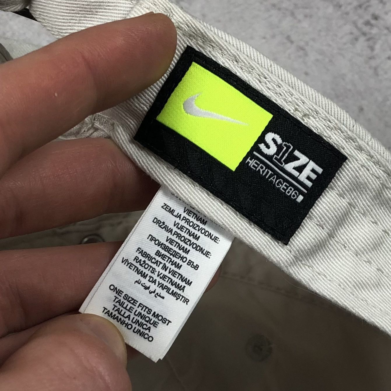 Nike Nike Swoosh Cap Size ONE SIZE - 12 Thumbnail