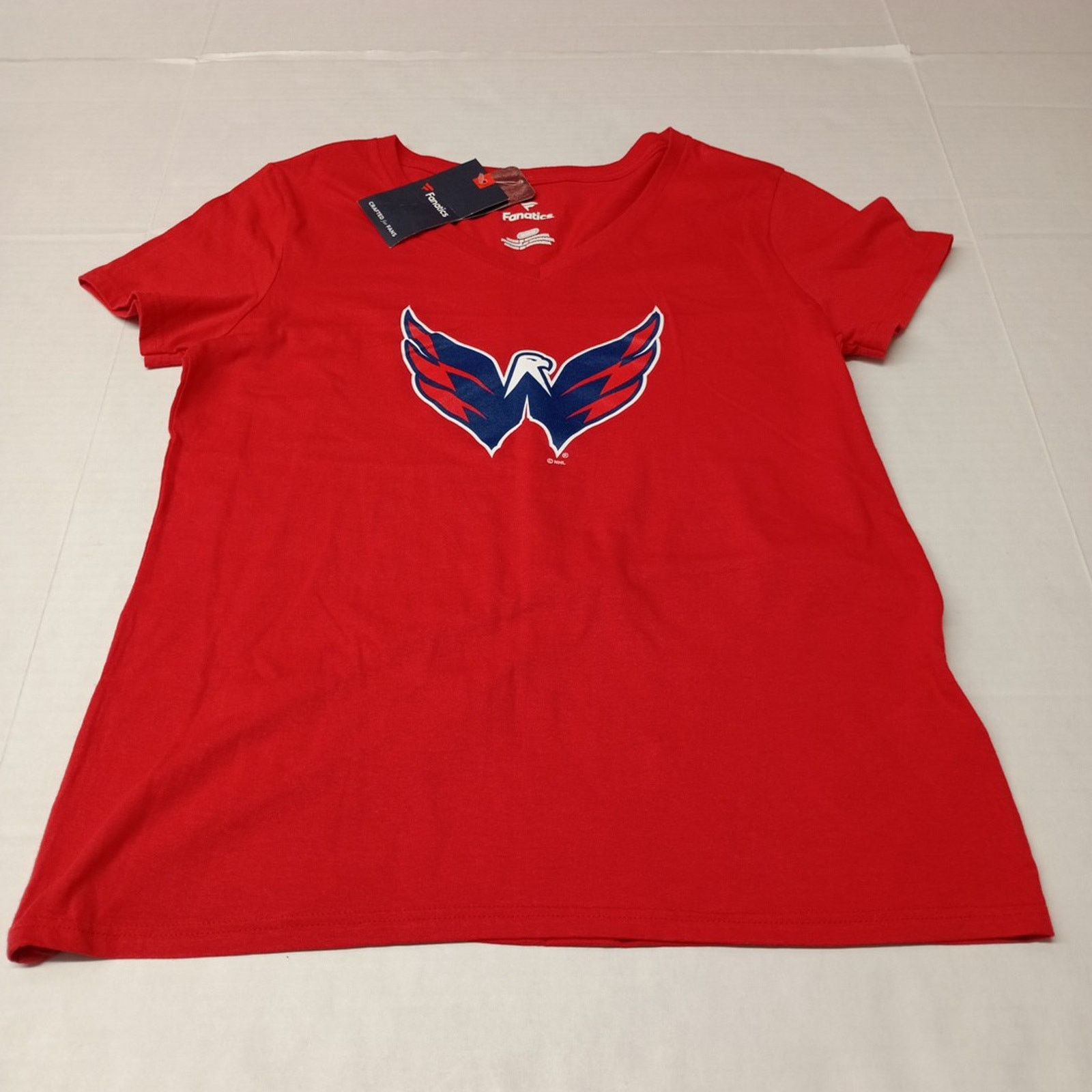Other Washington Capitals T-shirt Women's M Medium Fanatics Red Size M / US 6-8 / IT 42-44 - 1 Thumbnail