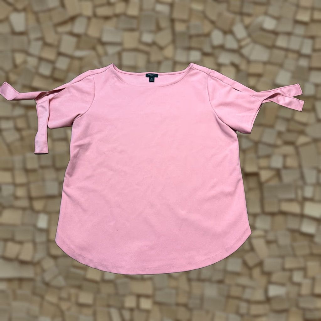Ann Taylor Ann Taylor Blouse Women's Small Petite Pink Ties on Sleeves Size S / US 4 / IT 40 - 1 Thumbnail