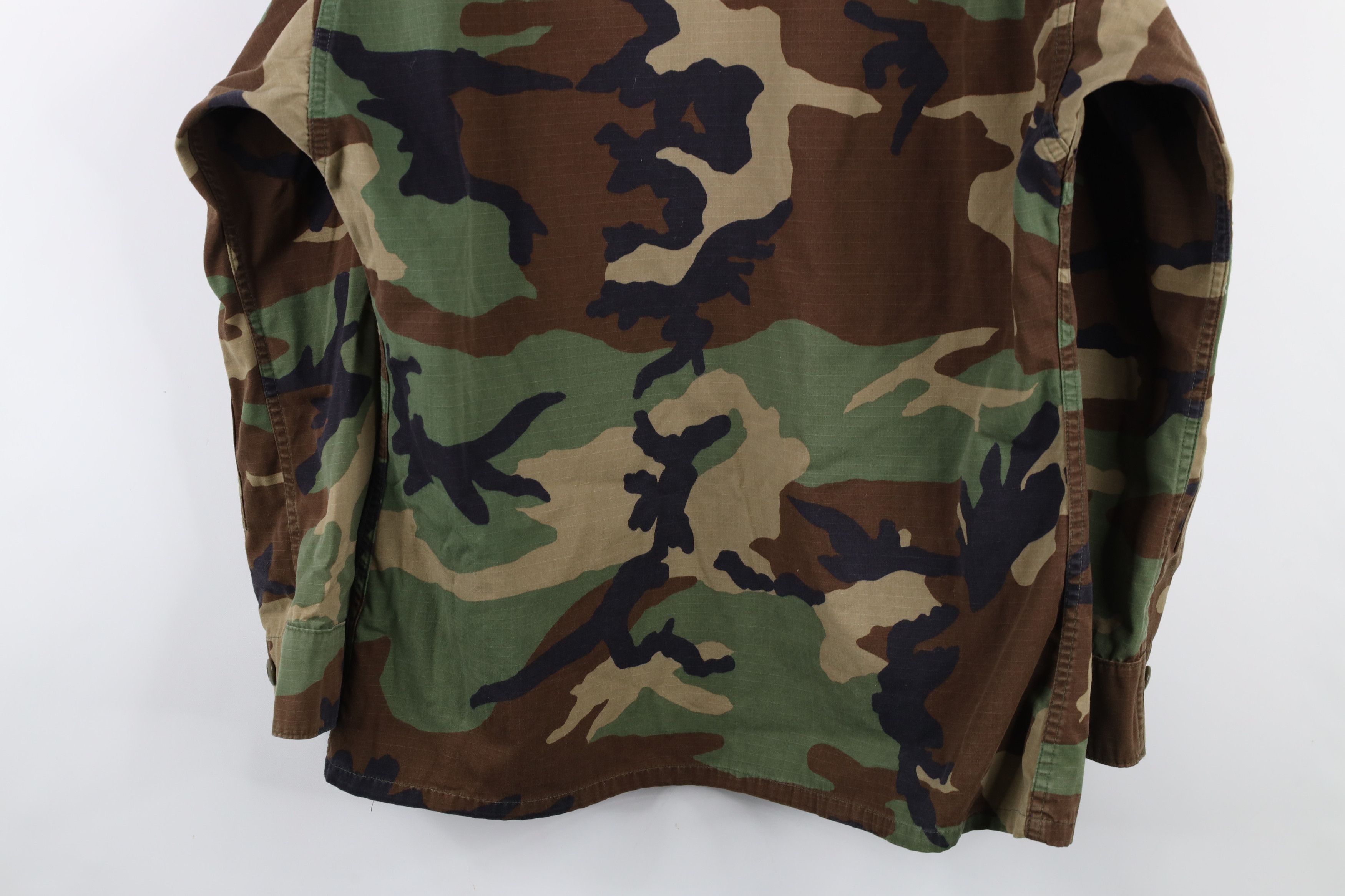 Vintage Vintage 90s Military Woodland Camouflage Combat Jacket USA Size US M / EU 48-50 / 2 - 16 Thumbnail
