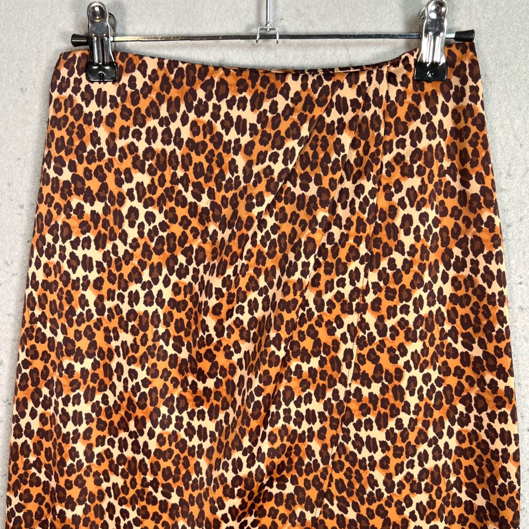 Urban Outfitters VINTAGE Urban Outfitters Leopard Print Midi Skirt XS Adult Womens XS Brown Animal Print Polyester Skirt Leopard MIDI Womens XS Brown Urban Outfitters Size 26" / US 2 / IT 38 - 4 Thumbnail