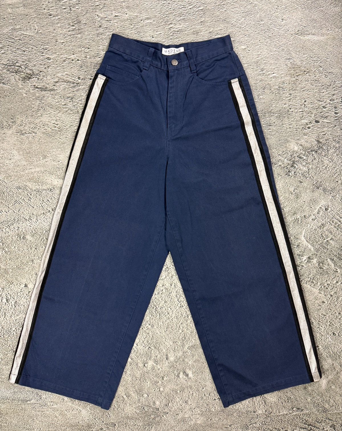 MadeMe MadeMe baggy pants wideleg chino pants navy Size 25" / US 0 / IT 36 - 1 Thumbnail