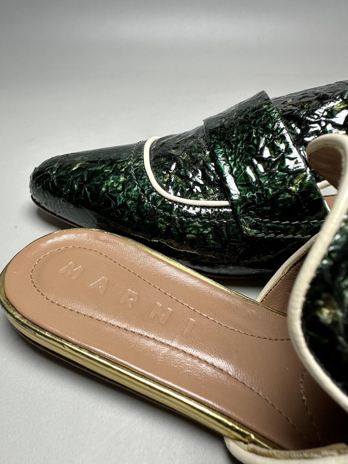 Marni Marni Green Crinkled Patent Point Toe Slip on Mule Flats Size US 6 / IT 36 - 10 Thumbnail