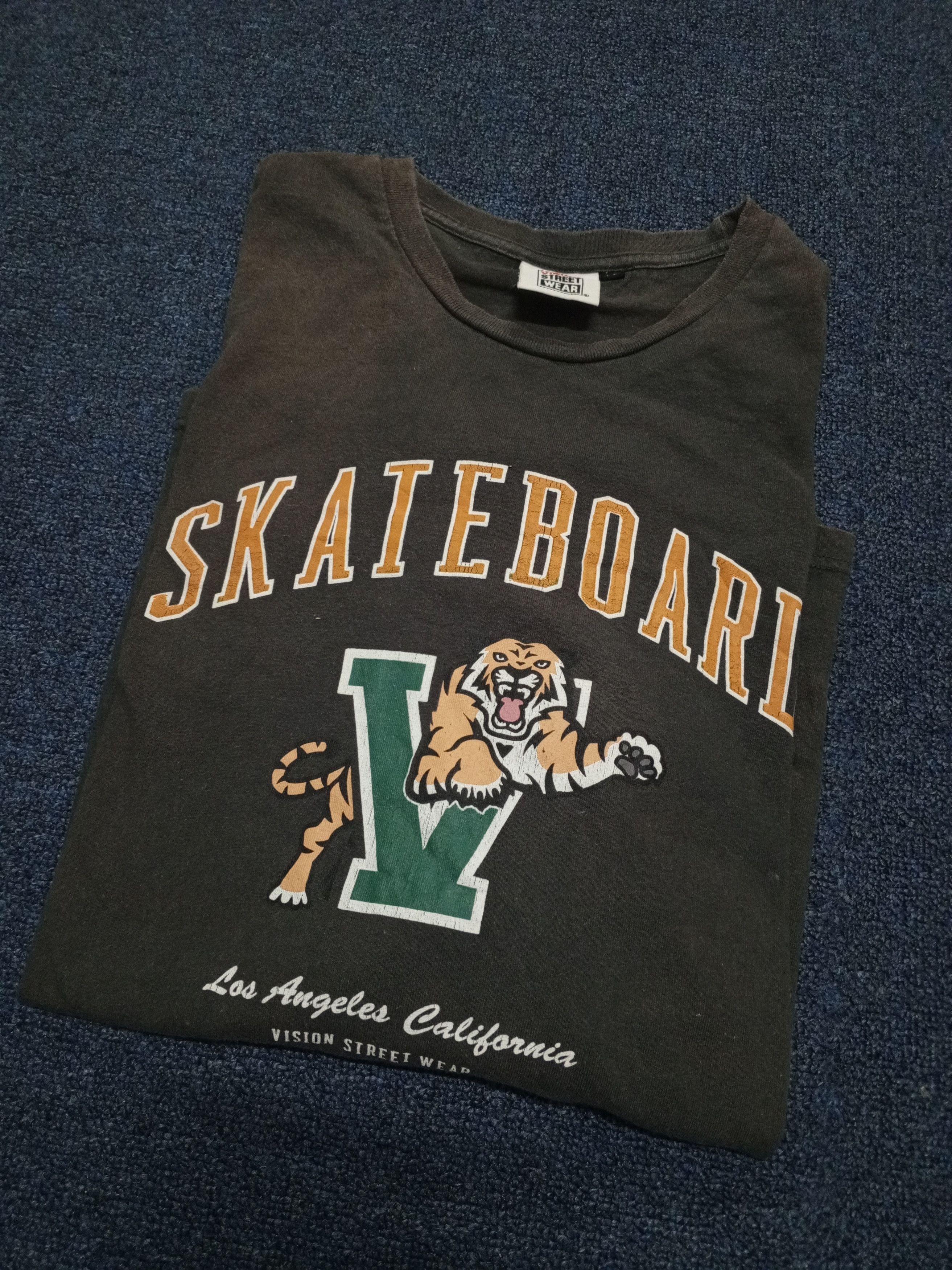 Vision Streetwear Vision streetwear tiger faded Size US XL / EU 56 / 4 - 1 Thumbnail