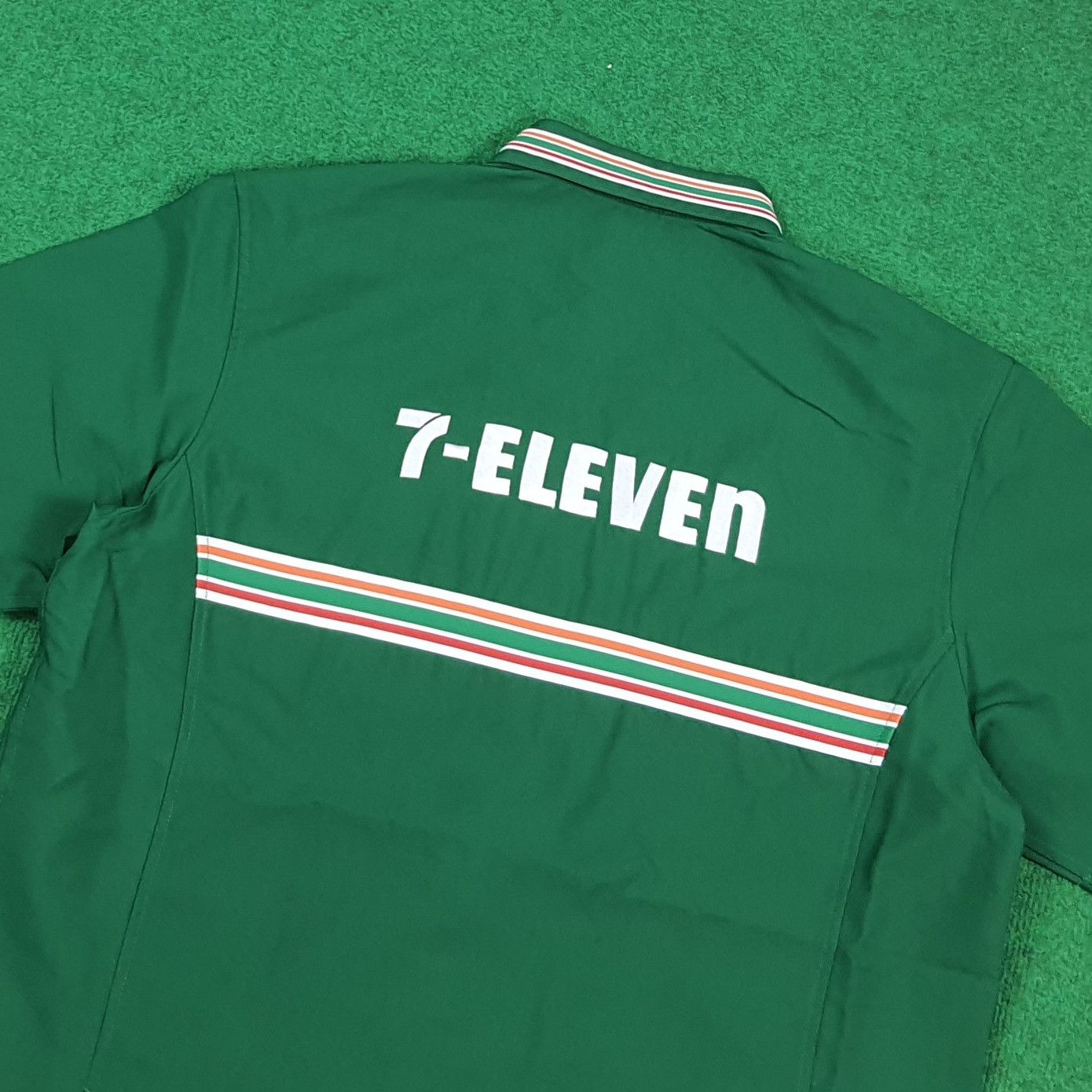 Japanese Brand Vintage 7-Eleven Japan Worker Uniform Zipper Jacket E1A24 Size US L / EU 52-54 / 3 - 4 Thumbnail