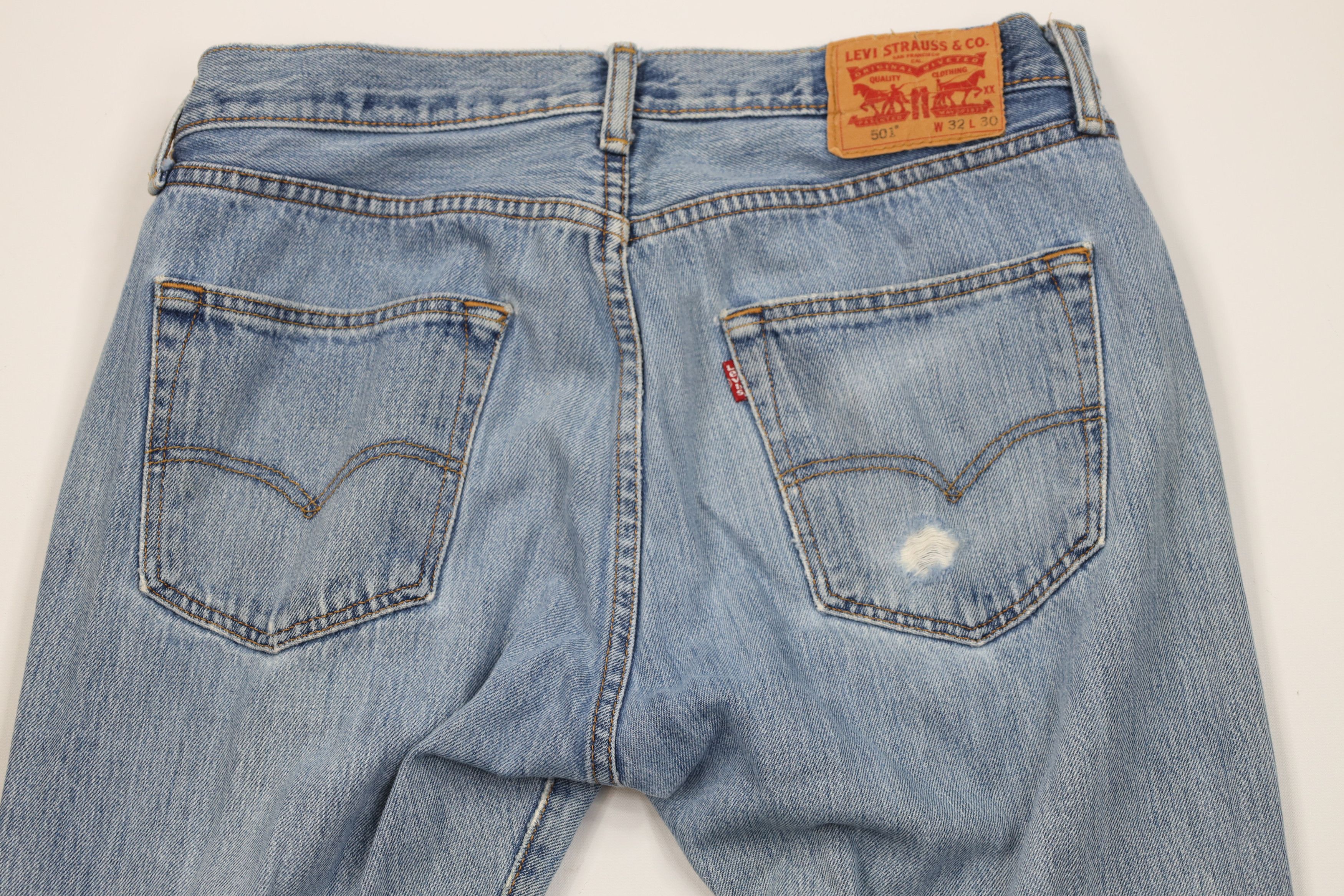 Levi's Vintage Y2K Levis 501xx Original Button Fly Denim Jeans Size US 32 / EU 48 - 13 Thumbnail