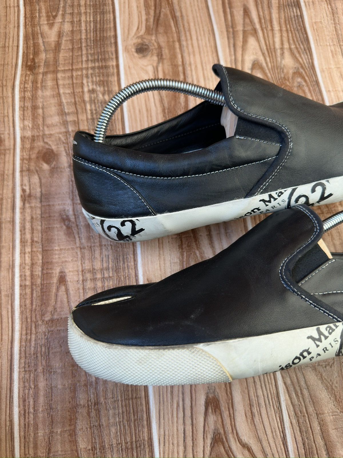 Maison Margiela Maison Margiela Leather Tabi Vans Low top Sneaks Size US 10 / EU 43 - 11 Thumbnail