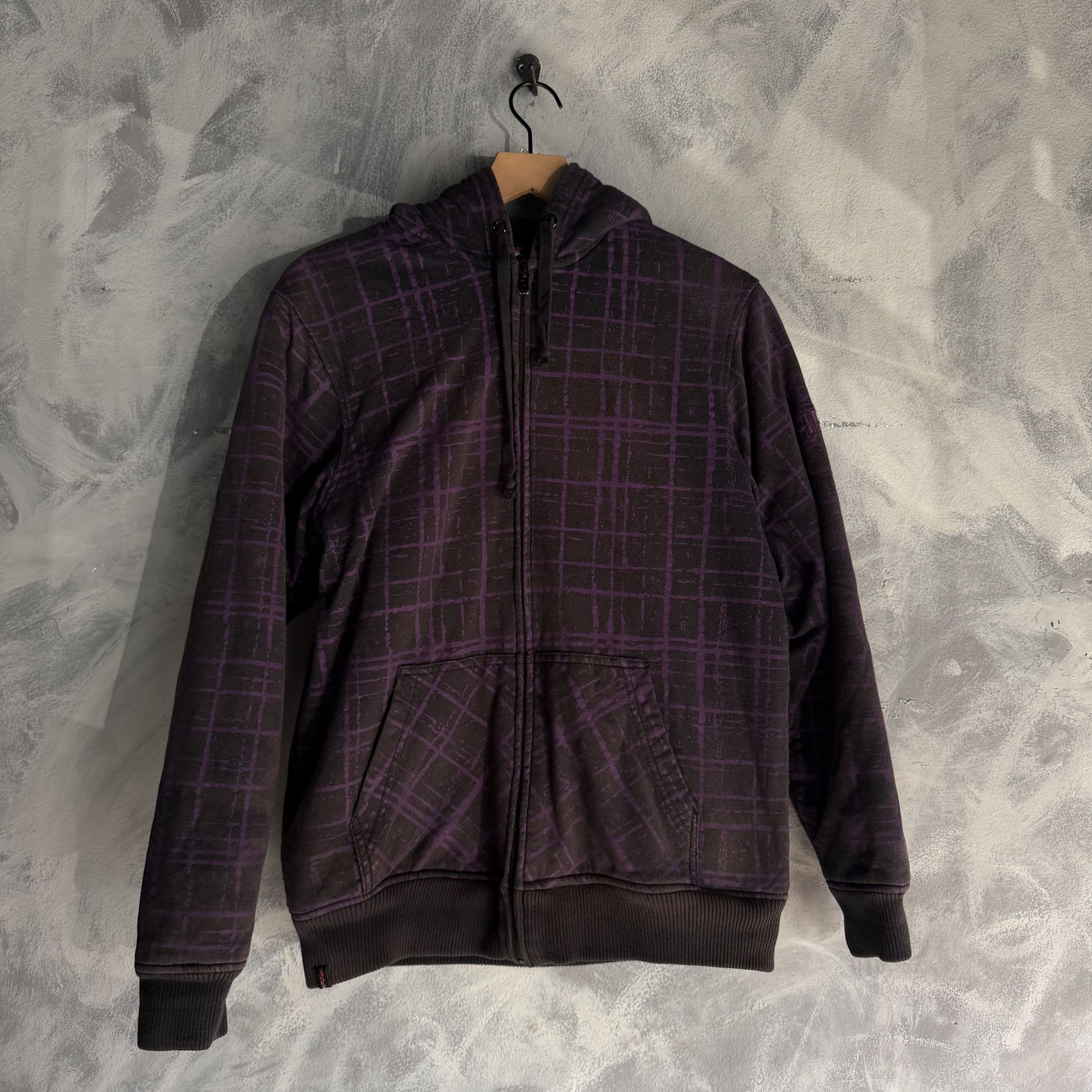 Tony Hawk VTG Y2K Tony Hawk Men’s Zip Up Hoodie Mens Skater Grunge Emo Size US M / EU 48-50 / 2 - 1 Thumbnail