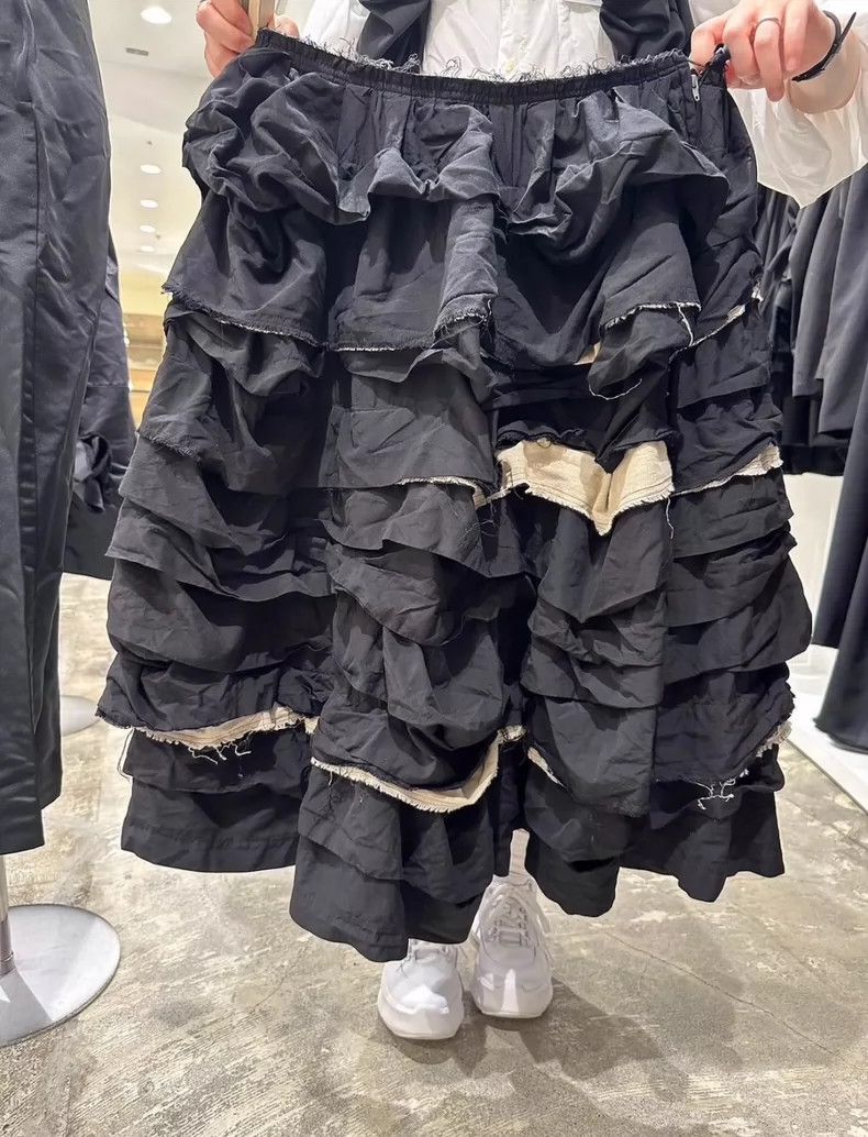 Comme des Garcons Comme Des Garcons size S Layers of pleated color-block CDG Size 25" / US 0 / IT 36 - 2 Thumbnail