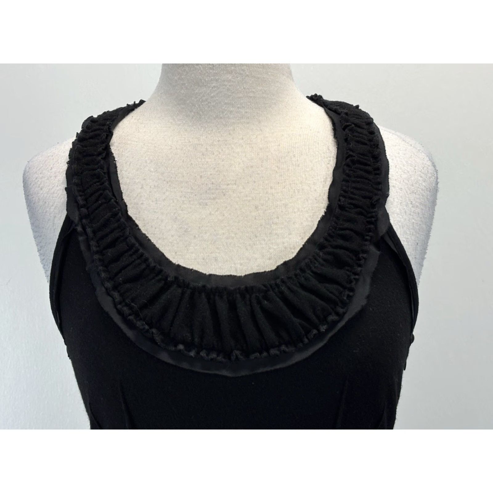 Banana Republic Banana Republic Sheath Dress Sz 6 Black 100% Wool Sleeveless Racerback Classic Business Party/Cocktail Knee Length Womens Size M / US 6-8 / IT 42-44 - 5 Thumbnail