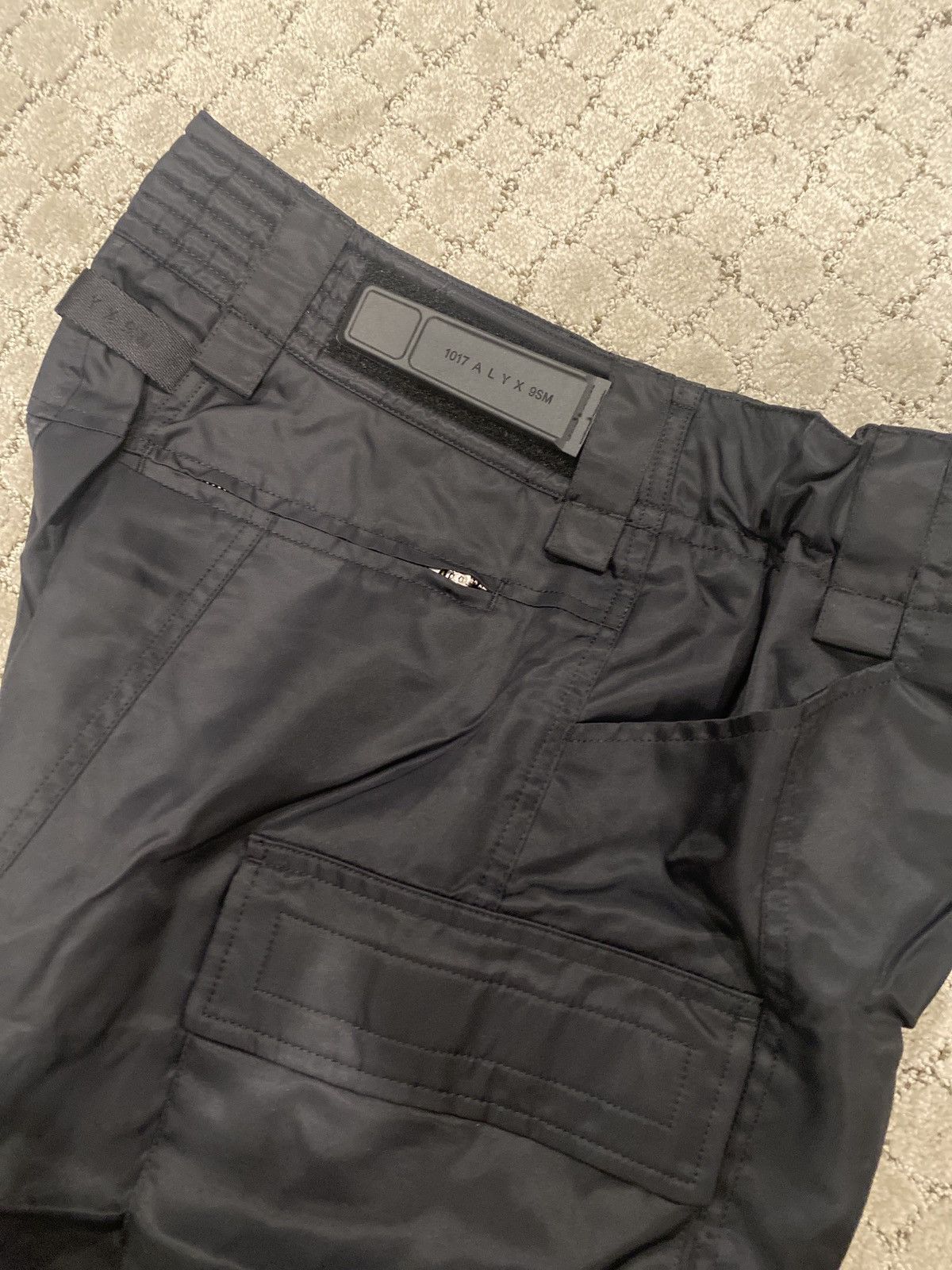 1017 ALYX 9SM 1017 Alyx 9sm FW20 tactical short Size US 30 / EU 46 - 4 Thumbnail