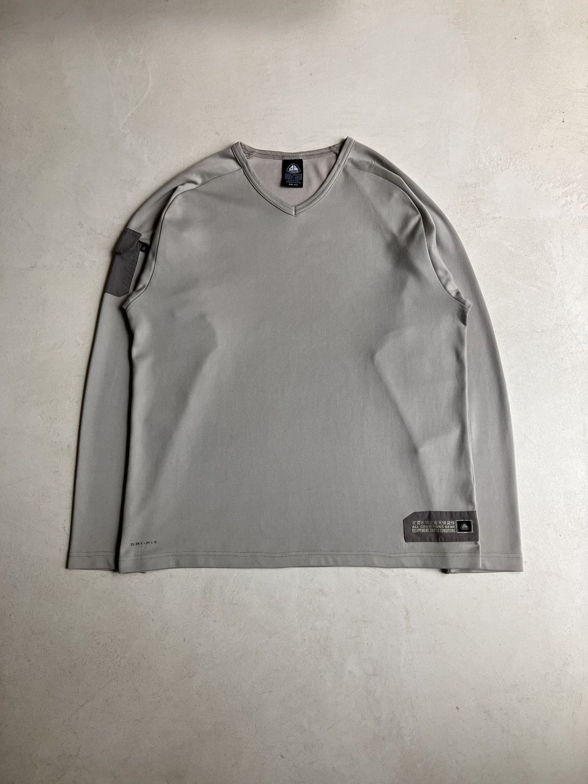 Nike ACG Vintage 2000s Euro Nike ACG Longsleeve Shirt Size US M / EU 48-50 / 2 - 2 Thumbnail