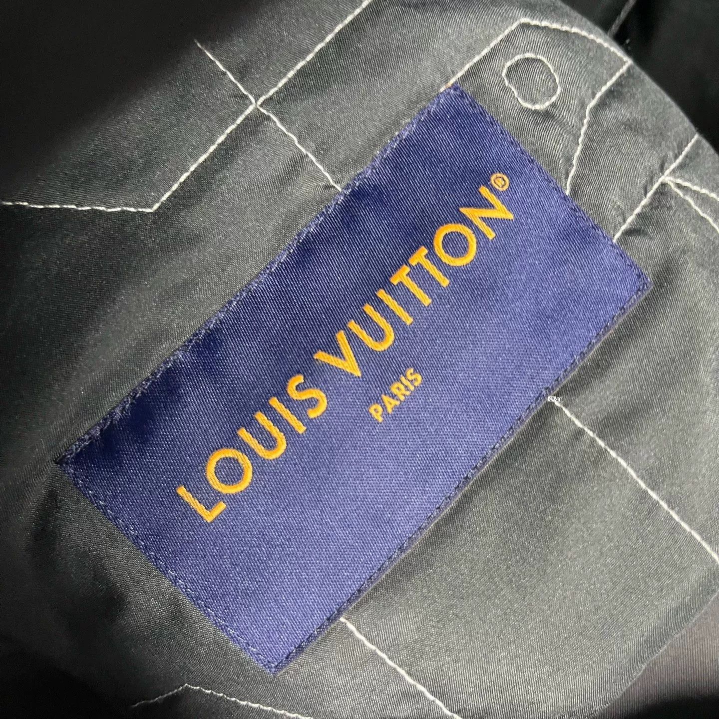 Louis Vuitton Louis Vuitton Houndstooth Windproof Zip Jacket Size US L / EU 52-54 / 3 - 4 Thumbnail