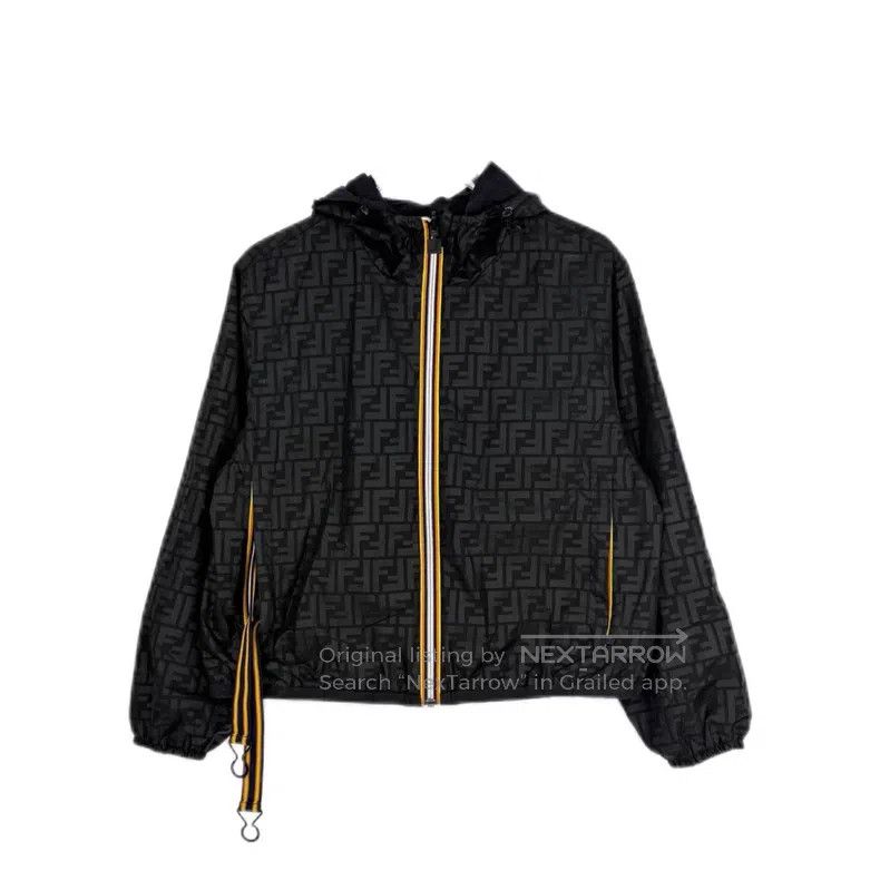 Fendi Fendi Logo Printed Nylon Hooded Zip-Up Jacket Size S / US 4 / IT 40 - 1 Thumbnail