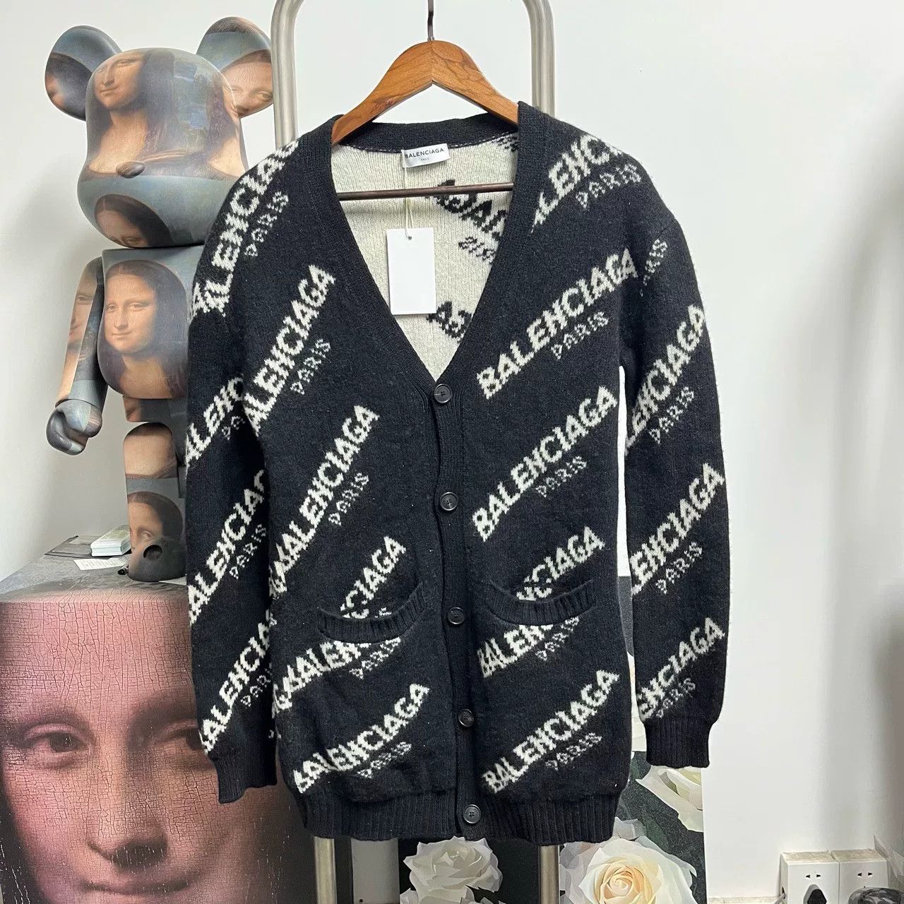 Balenciaga Balenciaga Logo Printed Cardigan Size US XS / EU 42 / 0 - 1 Thumbnail