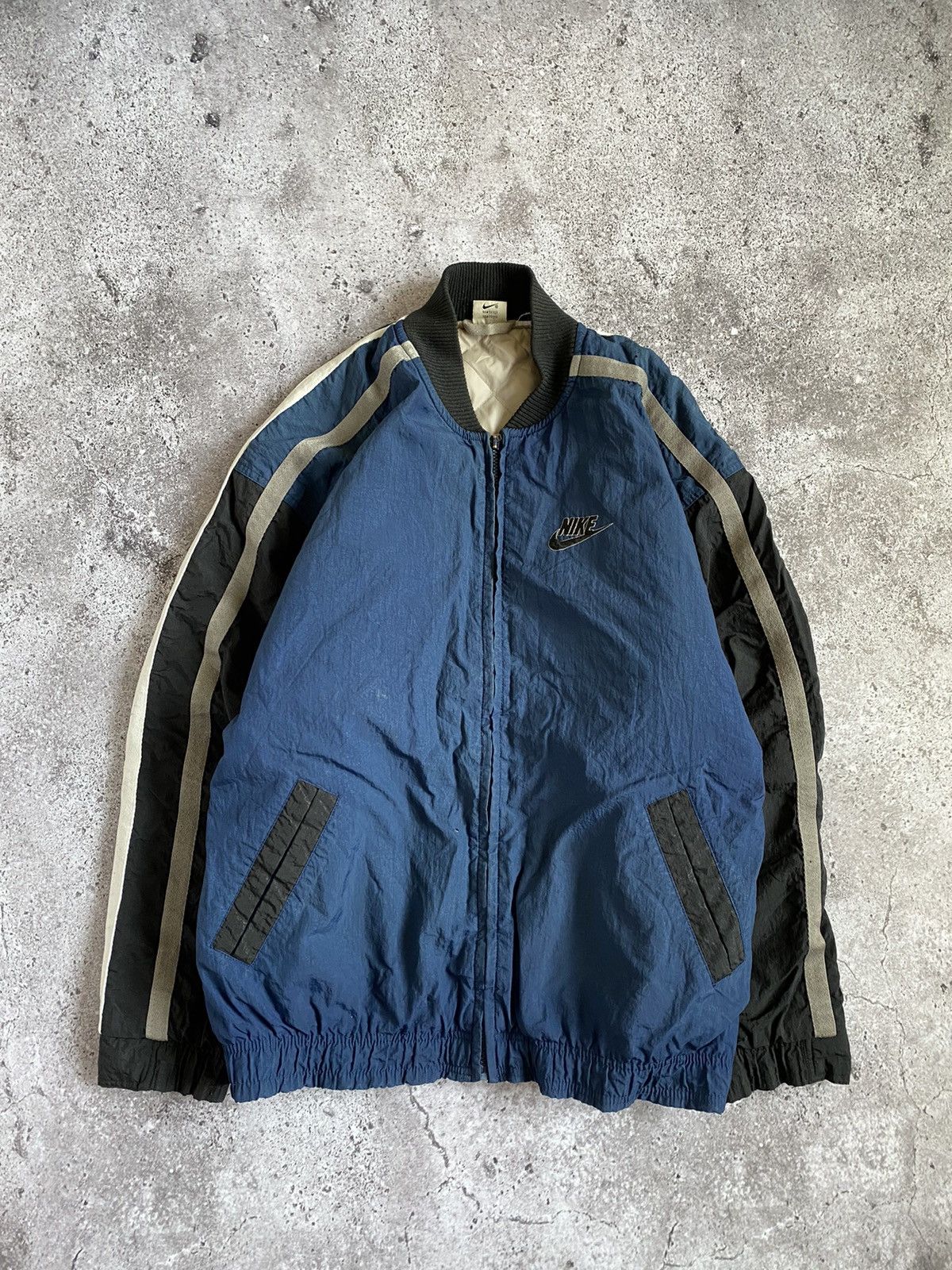 Nike × Vintage Rare Vintage Nike Big Logo Swoosh Full Zip Bomber Jacket Size US L / EU 52-54 / 3 - 2 Thumbnail