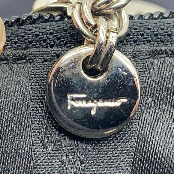 Salvatore Ferragamo Salvatore Ferragamo Nylon Chain Tote Shoulder Bag in Black Size ONE SIZE - 9 Thumbnail