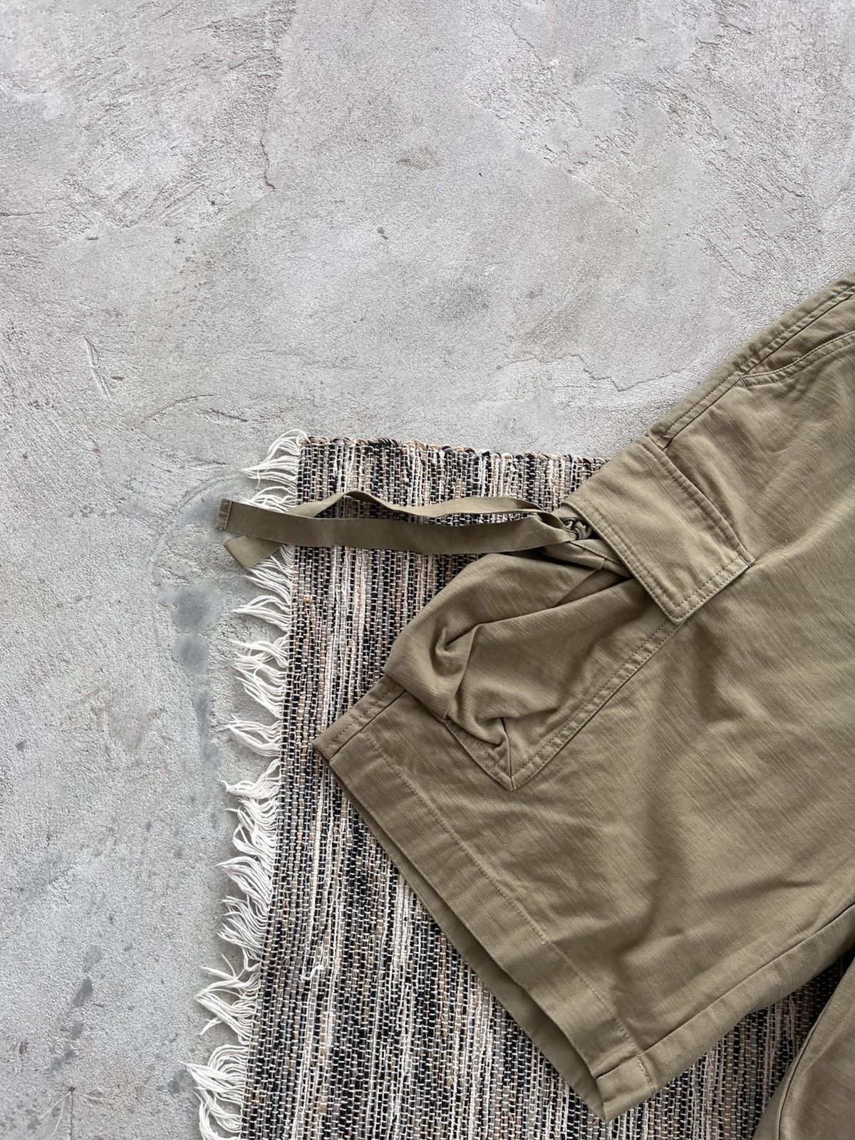 Allsaints Vintage AllSaints Green Military Avantgarde Y2K Cargo Shorts Size US 31 - 3 Thumbnail