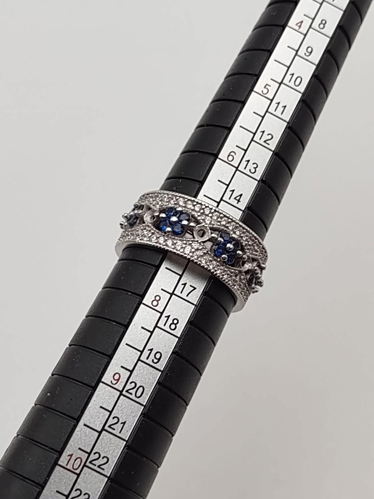 The Unbranded Brand Sterling Silver Blue & Clear Stone Wide Band Ring Size 8 Size ONE SIZE - 2 Thumbnail