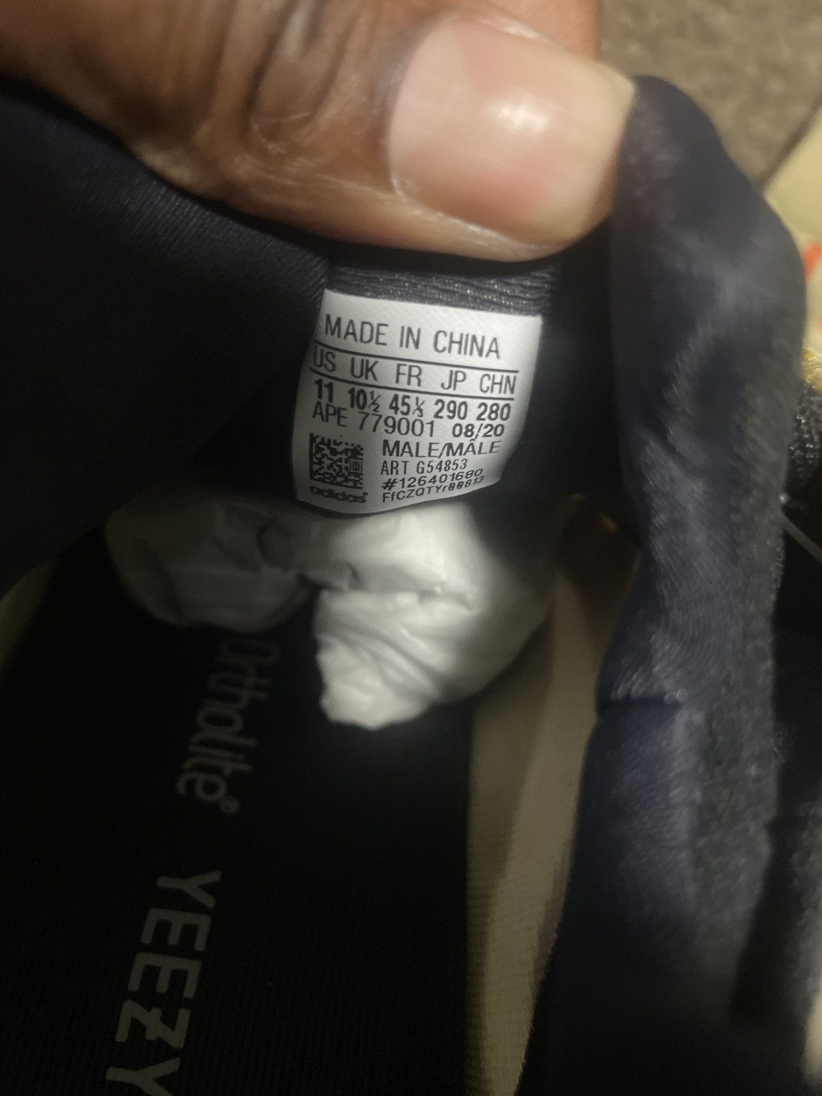 Adidas Yeezy 700 v3 safflo Size US 11 / EU 44 - 2 Thumbnail