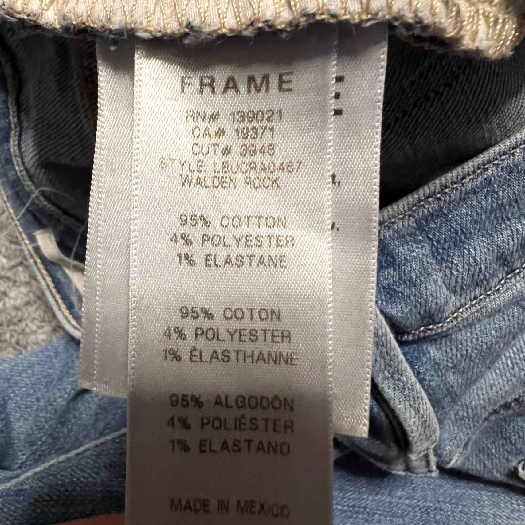 Frame FRAME Frame Jeans Womens 24 Le Beau Crop Light Wash Distressed Raw Hem Women XS? Size 42" / US 20 - 7 Thumbnail