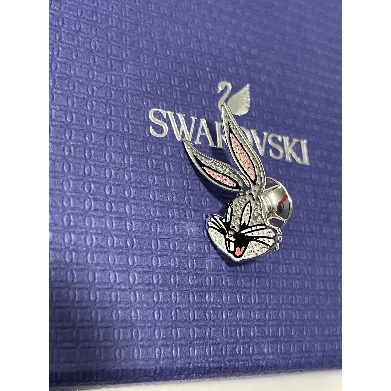 Swarovski Swarovski LOONEY TUNES BUGS BUNNY TIE PIN SET Size ONE SIZE - 7 Thumbnail