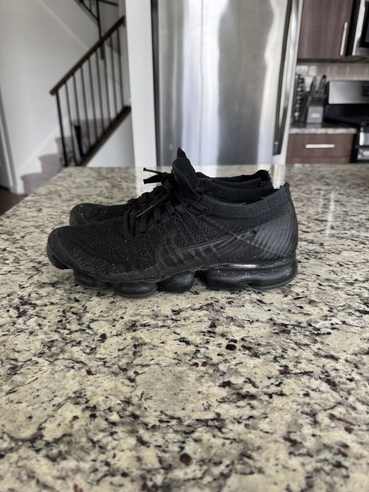 Nike Nike Air VaporMax “Triple Black 2.0” 2017 Size US 9.5 / EU 42-43 - 1 Thumbnail