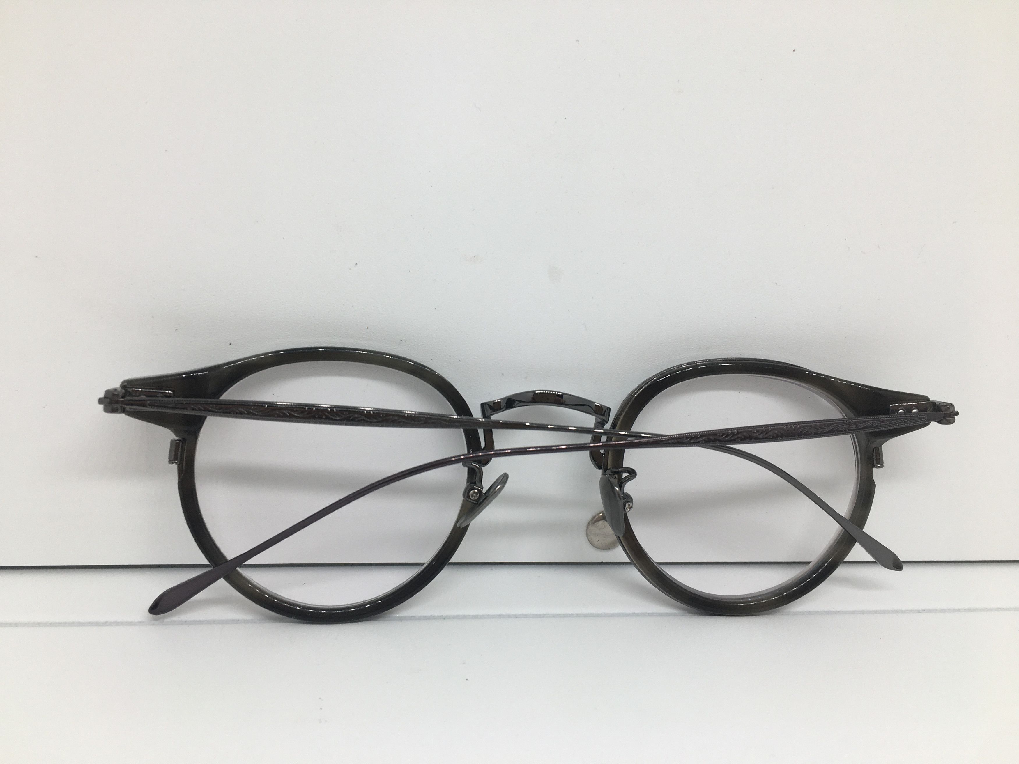 Other Handmade Gray Silver B Titanium Ivy League Eyeglasses Frame Size ONE SIZE - 8 Thumbnail