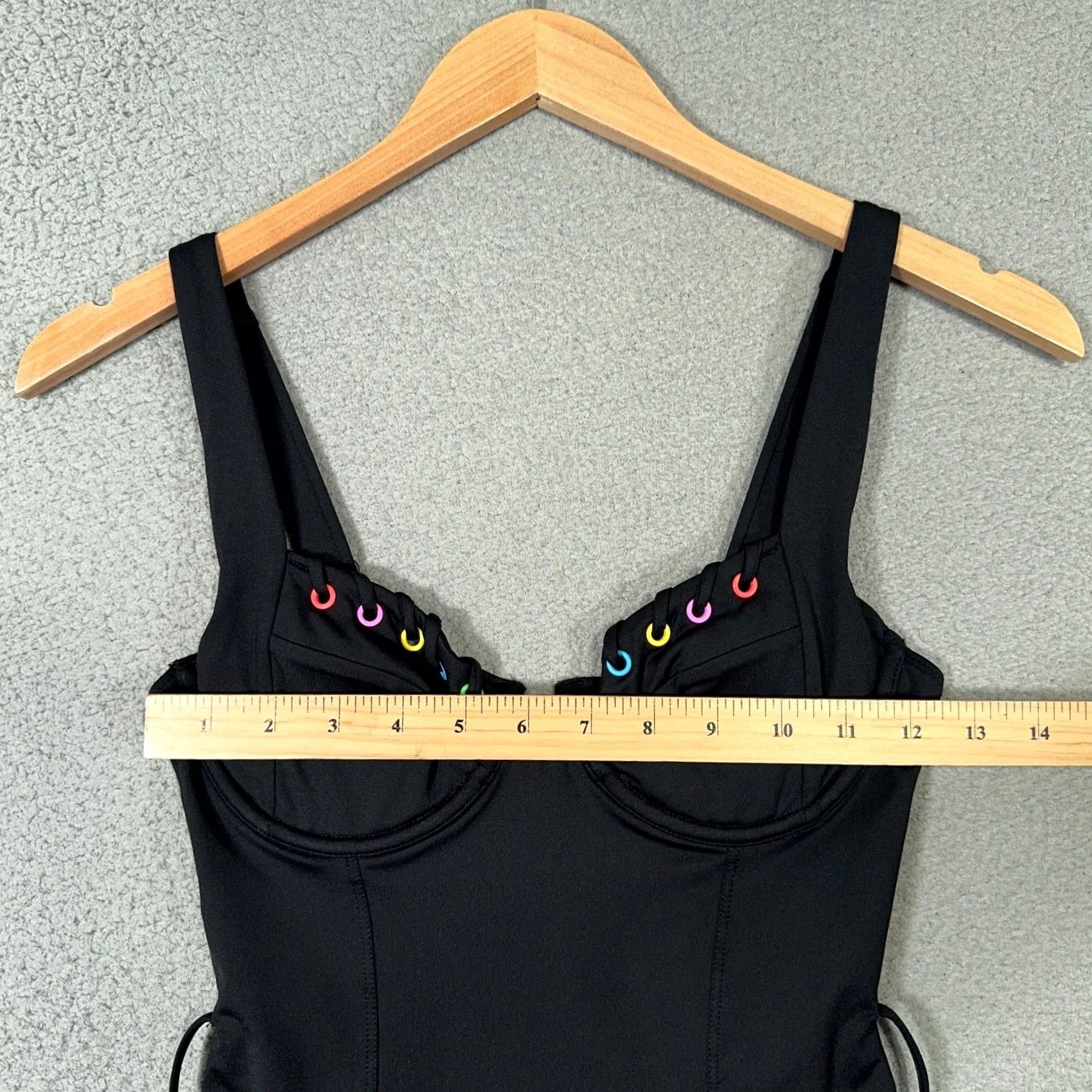 Vintage Vetchy One Piece Swimwear Women S Black Nylon Spandex Tank Adjustable Strap Built-In Bra Removable Pads Lace Underwire Victoria Beach Resort Vintage? Size ONE SIZE - 5 Thumbnail