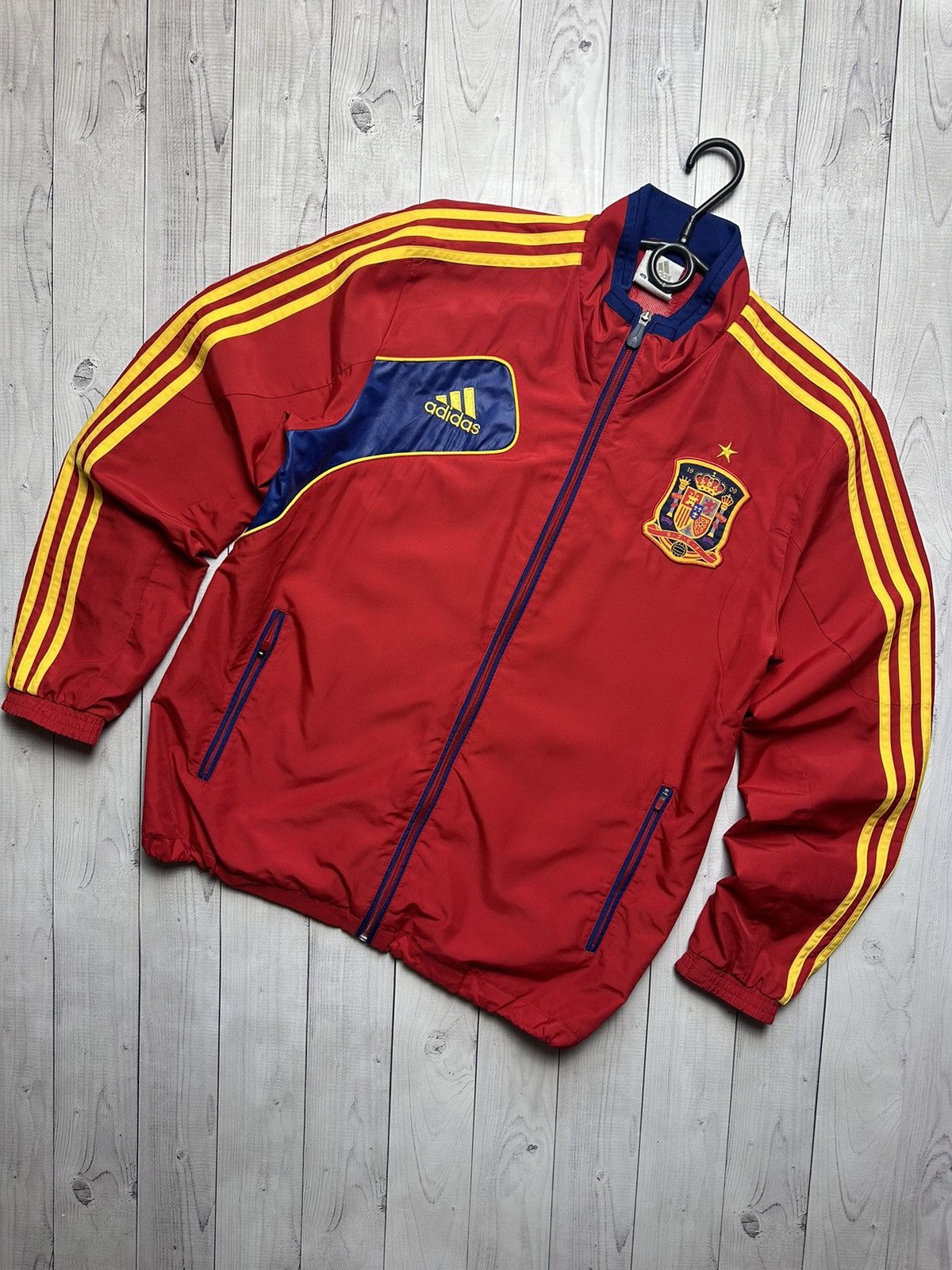 Vintage adidas Spain soccer jacket size M logo