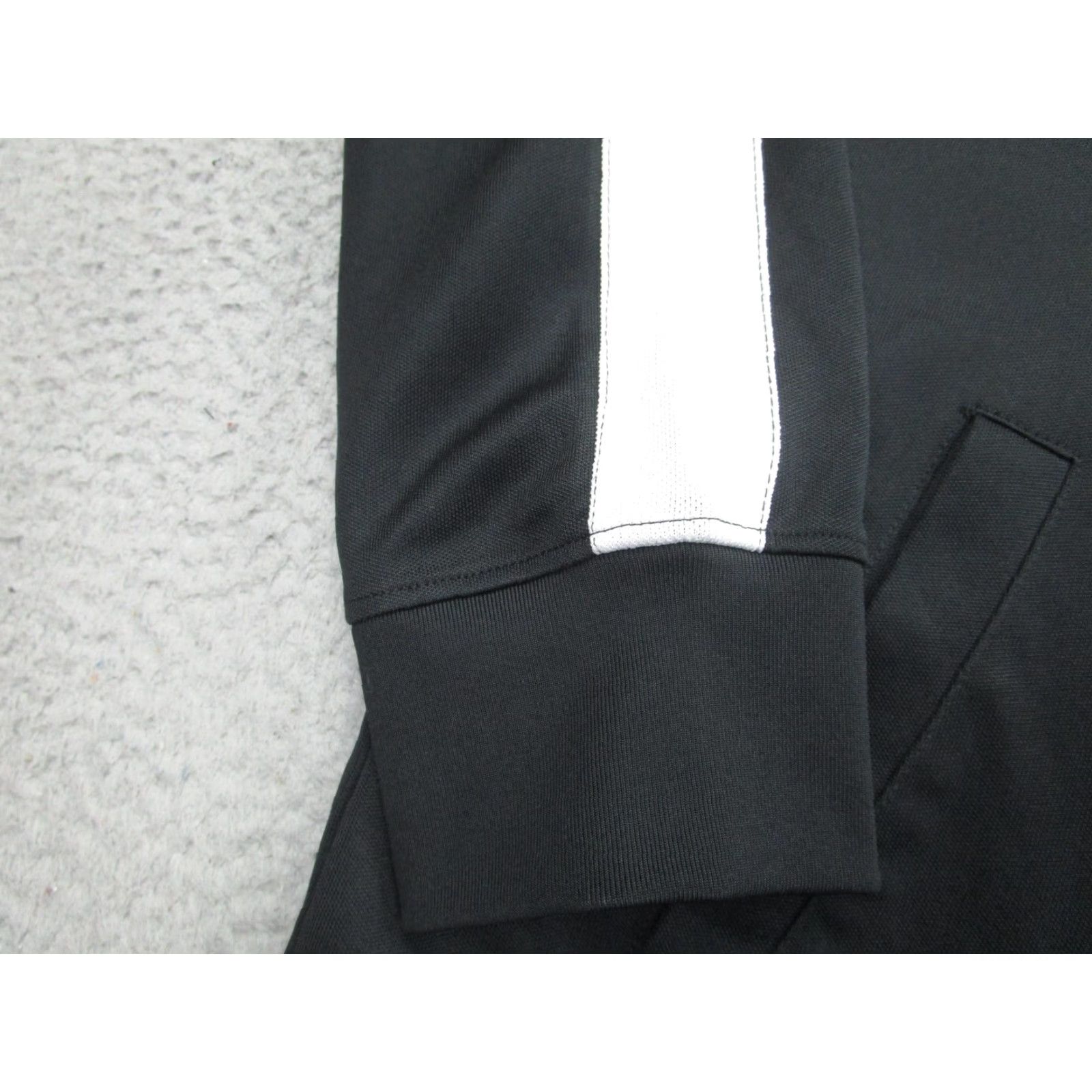J.Lindeberg J.Lindeberg Track Jacket Mens Large Black White Full Zip Polyester Portugal Athletic Size US L / EU 52-54 / 3 - 3 Thumbnail