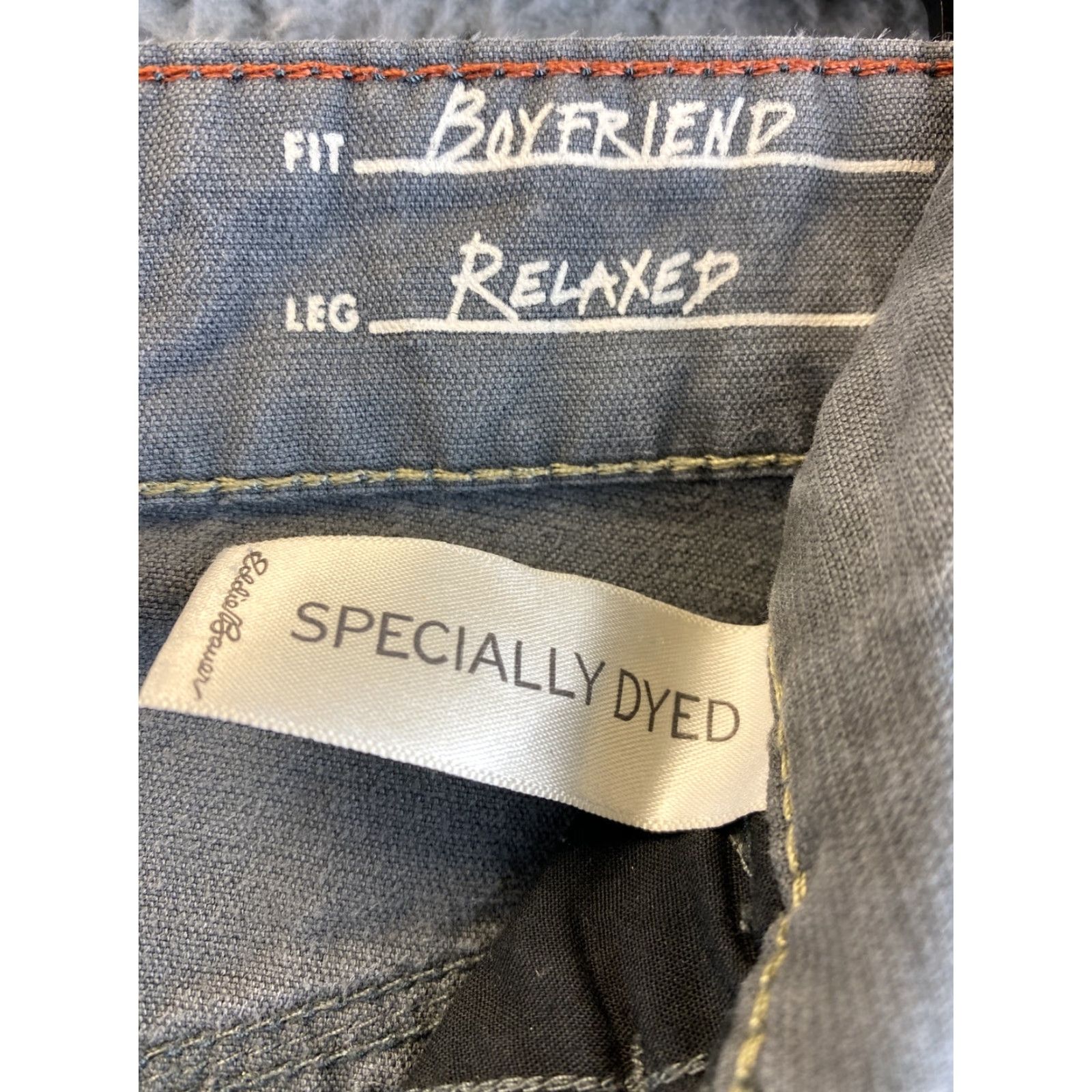 Eddie Bauer Eddie Bauer Womens Boyfriend Size 12 gray Jeans Corduroy 91-33 Slimming Regular Womens Boyfriend Jeans Gray Corduroy 12 Eddie Bauer Size 34" / US 12 / IT 48 - 7 Thumbnail