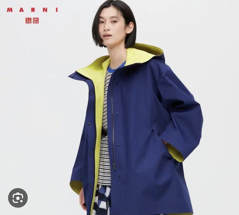 Uniqlo waterproof hot sale