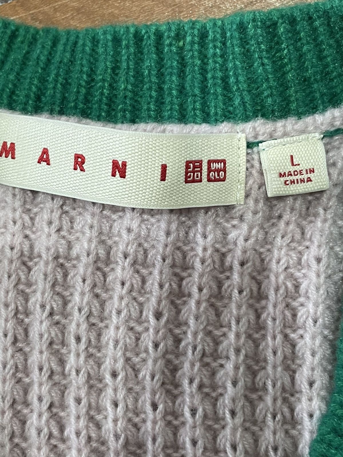 Marni × Uniqlo Marni NonSleeves Top Size L / US 10 / IT 46 - 3 Thumbnail