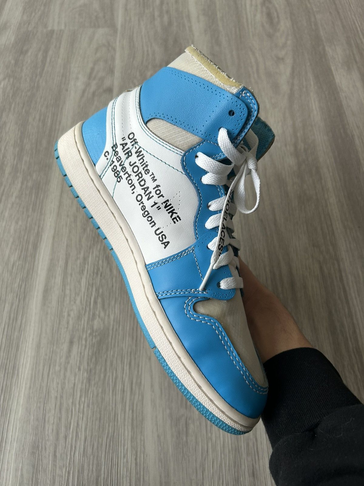 Jordan Brand × Off-White Off-White X Air Jordan 1 High OG UNC Size 8.5 Size US 8.5 / EU 41-42 - 14 Thumbnail
