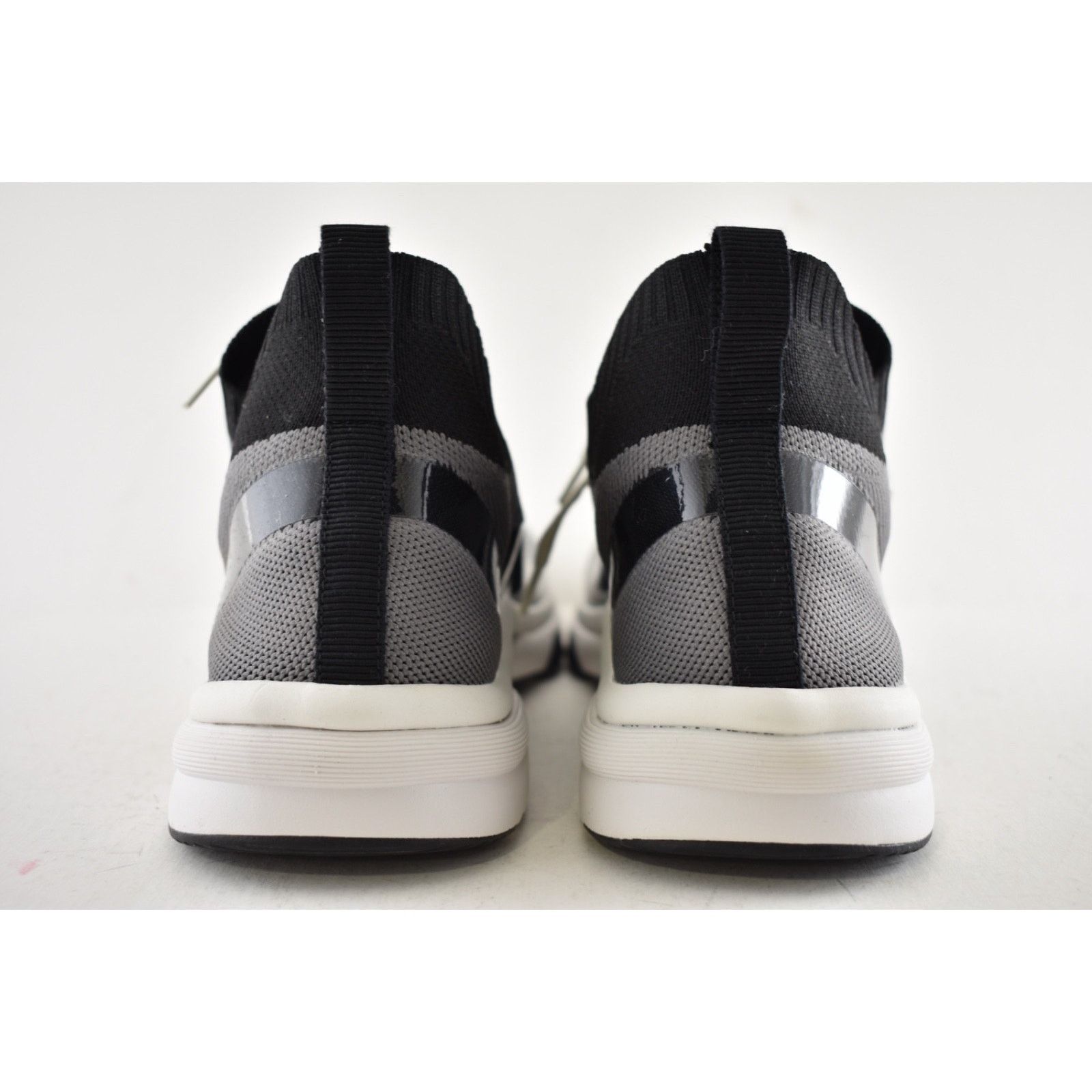 Chanel Chanel 22C Men Black White Grey Knit Clear CC Logo Low Size US 11 / EU 44 - 12 Thumbnail