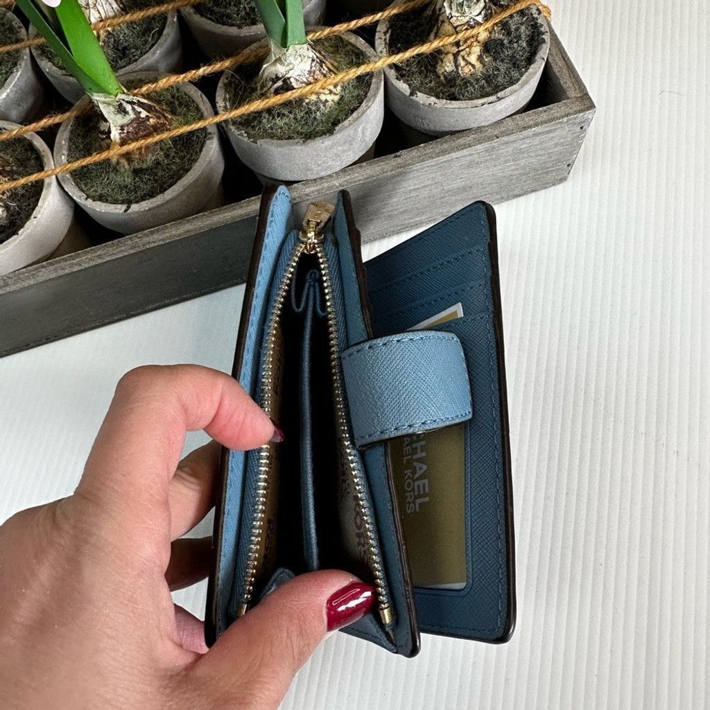 Michael Kors Michael Kors jet set travel bifold zip coin Size ONE SIZE - 6 Thumbnail