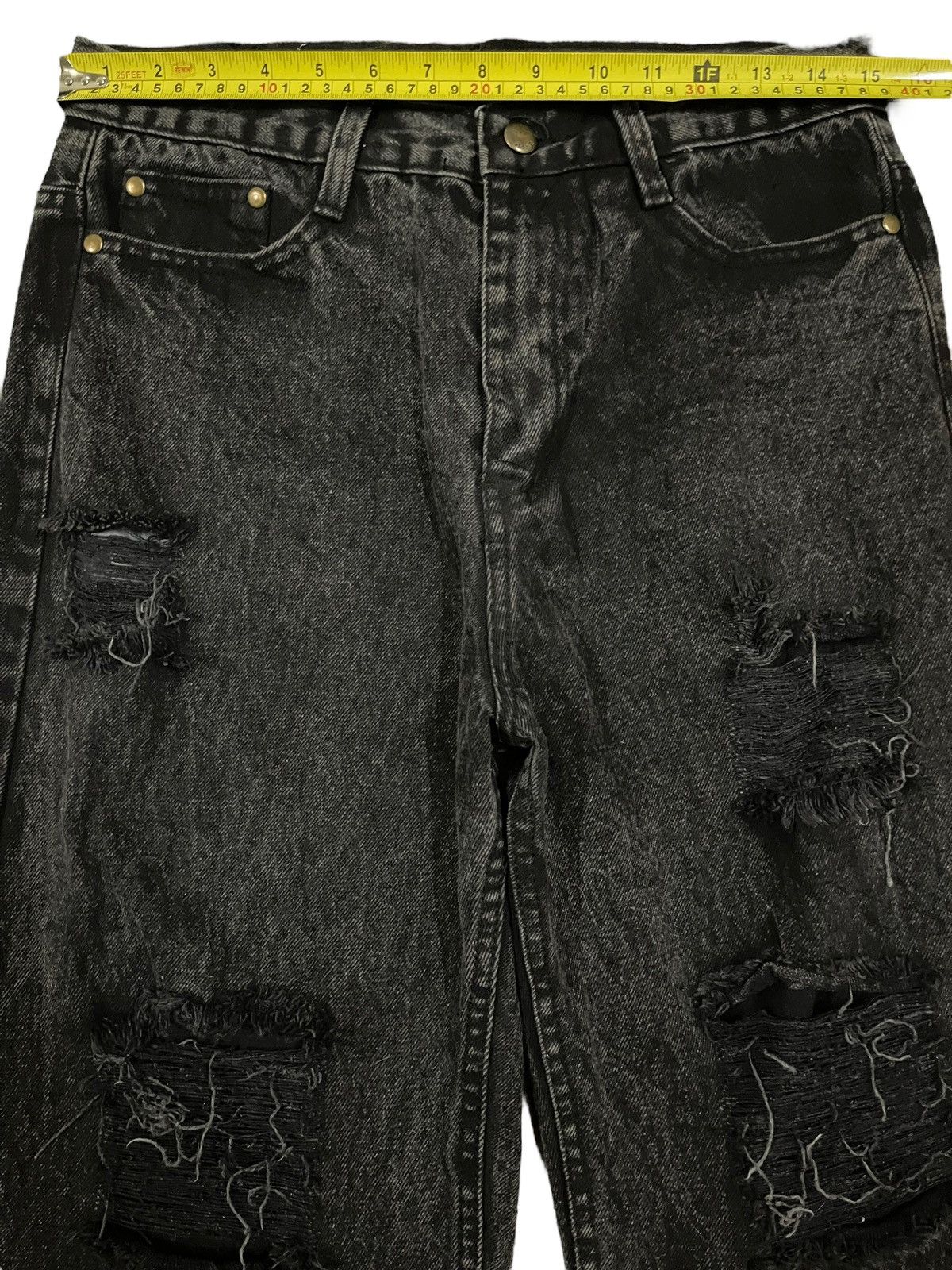 Japanese Brand Vintage Japanese Brand Distressed Style Baggy Jeans Size US 30 / EU 46 - 7 Thumbnail