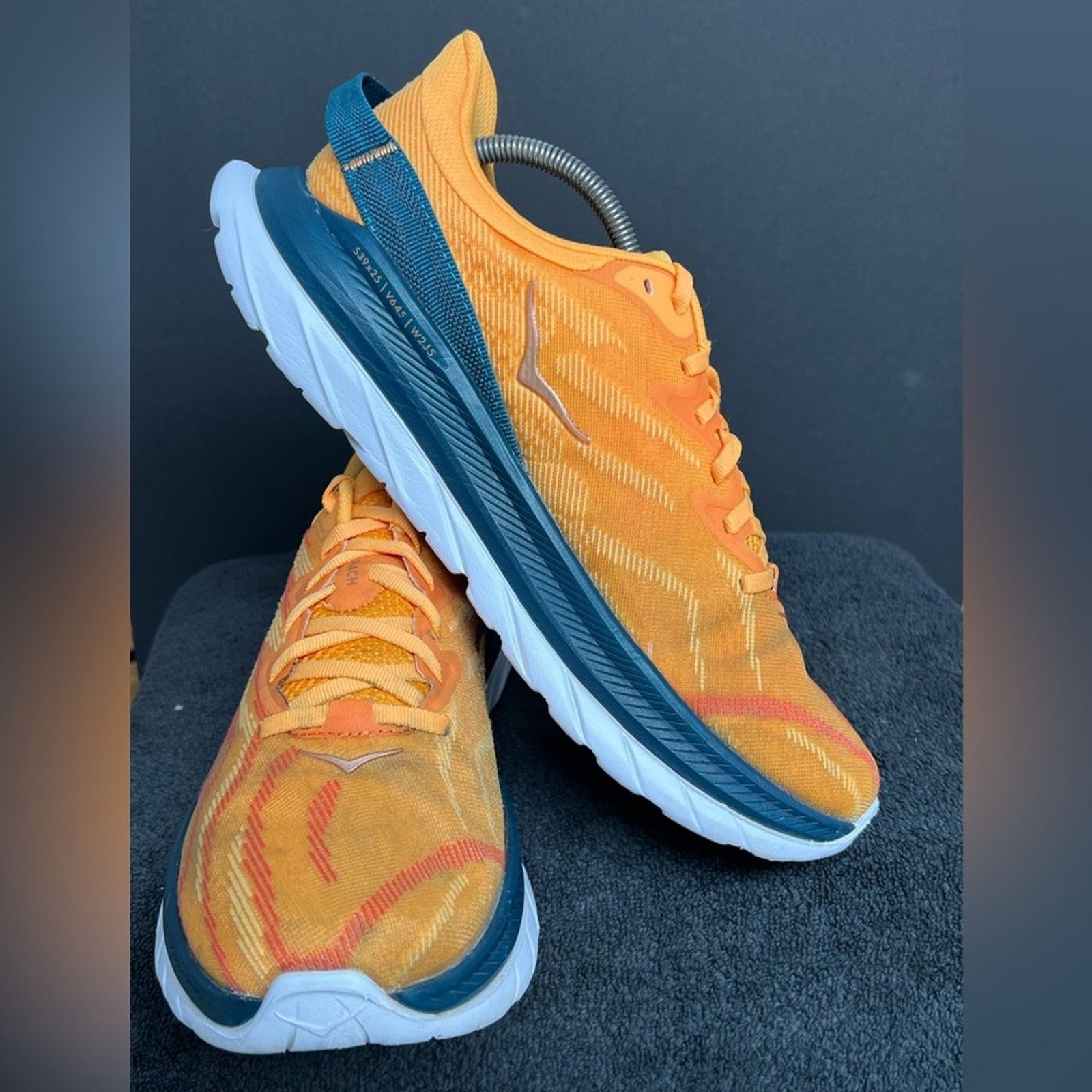 Hoka Hoka One Mach Supersonic Mens 10.5D Orange Running Sneakers Size US 10.5 / EU 43-44 - 3 Thumbnail