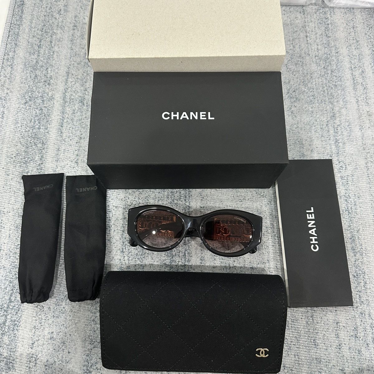 Chanel CHANEL 0CH5536Q 17168H SUNGLASSES Size ONE SIZE - 2 Thumbnail
