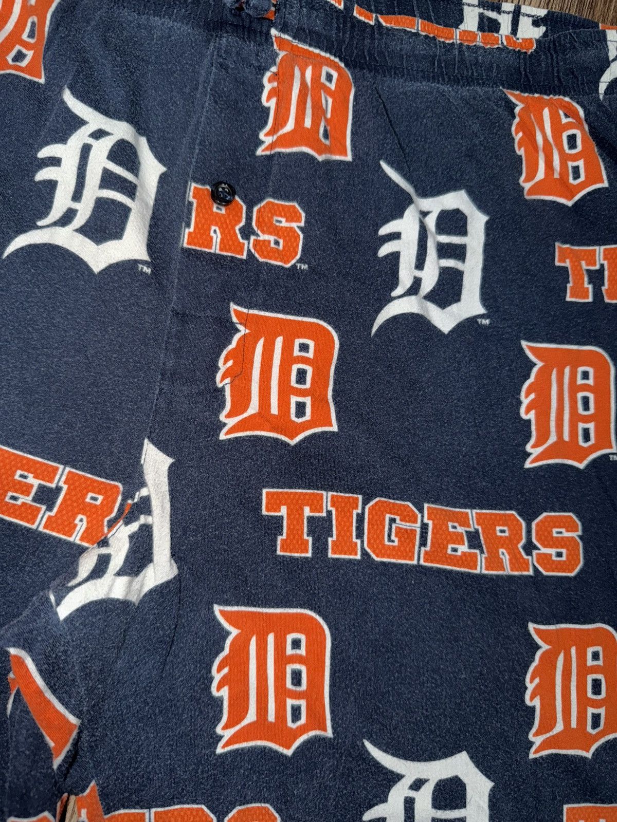 MLB Vintage Detroit Tigers MLB Genuine merchandise shorts XL Size US 36 / EU 52 - 3 Thumbnail