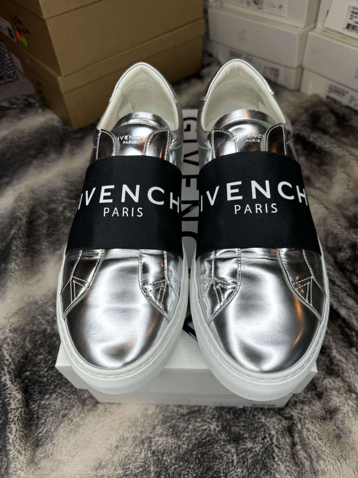 Givenchy Givenchy Urban Street Sneaker - Silvery Size US 10 / EU 43 - 9 Thumbnail