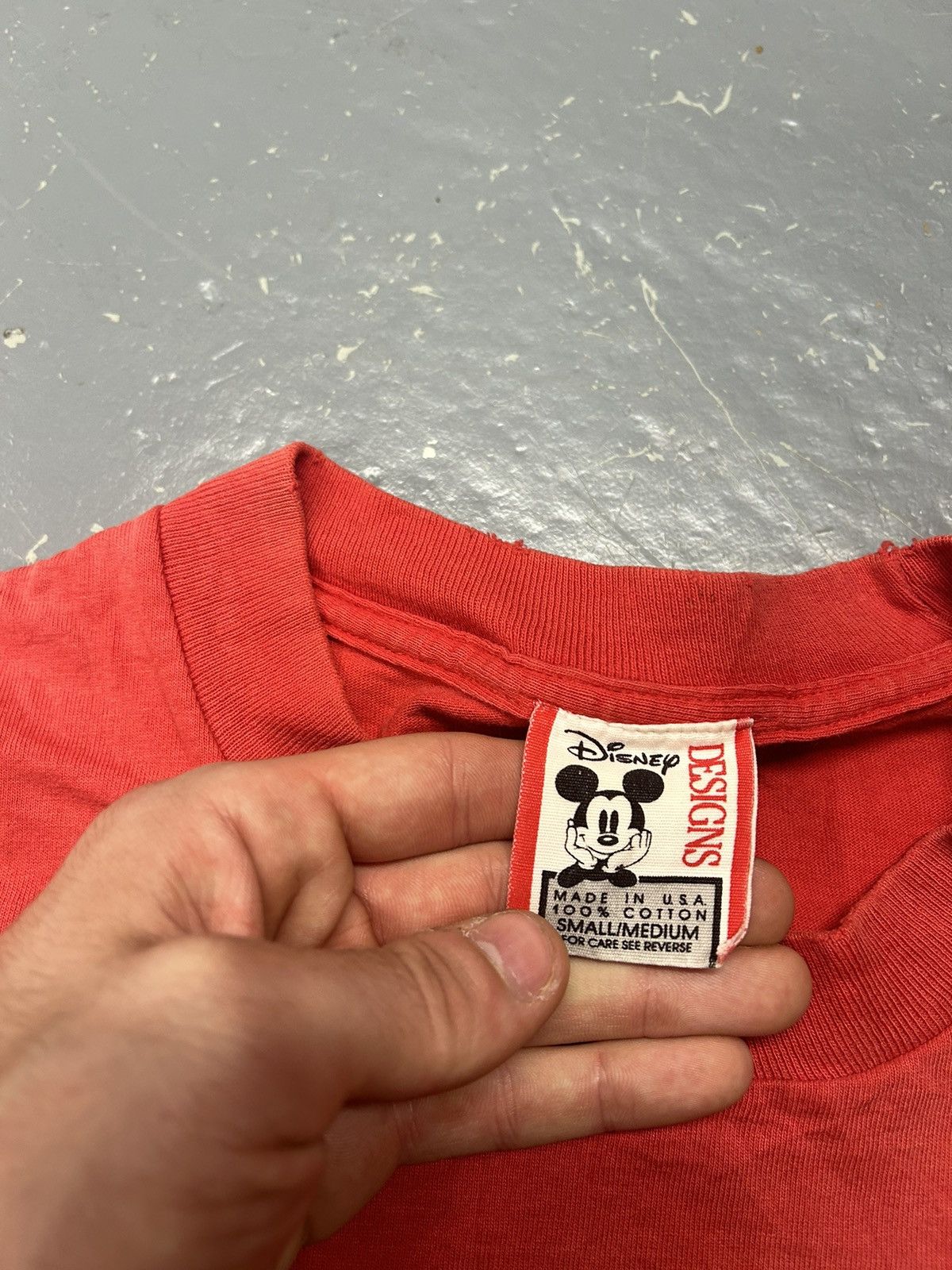 Disney × Mickey Mouse × Vintage Crazy Vintage 90s Essential Red Faded Mickey Mouse Tee Shirt Size US L / EU 52-54 / 3 - 3 Thumbnail