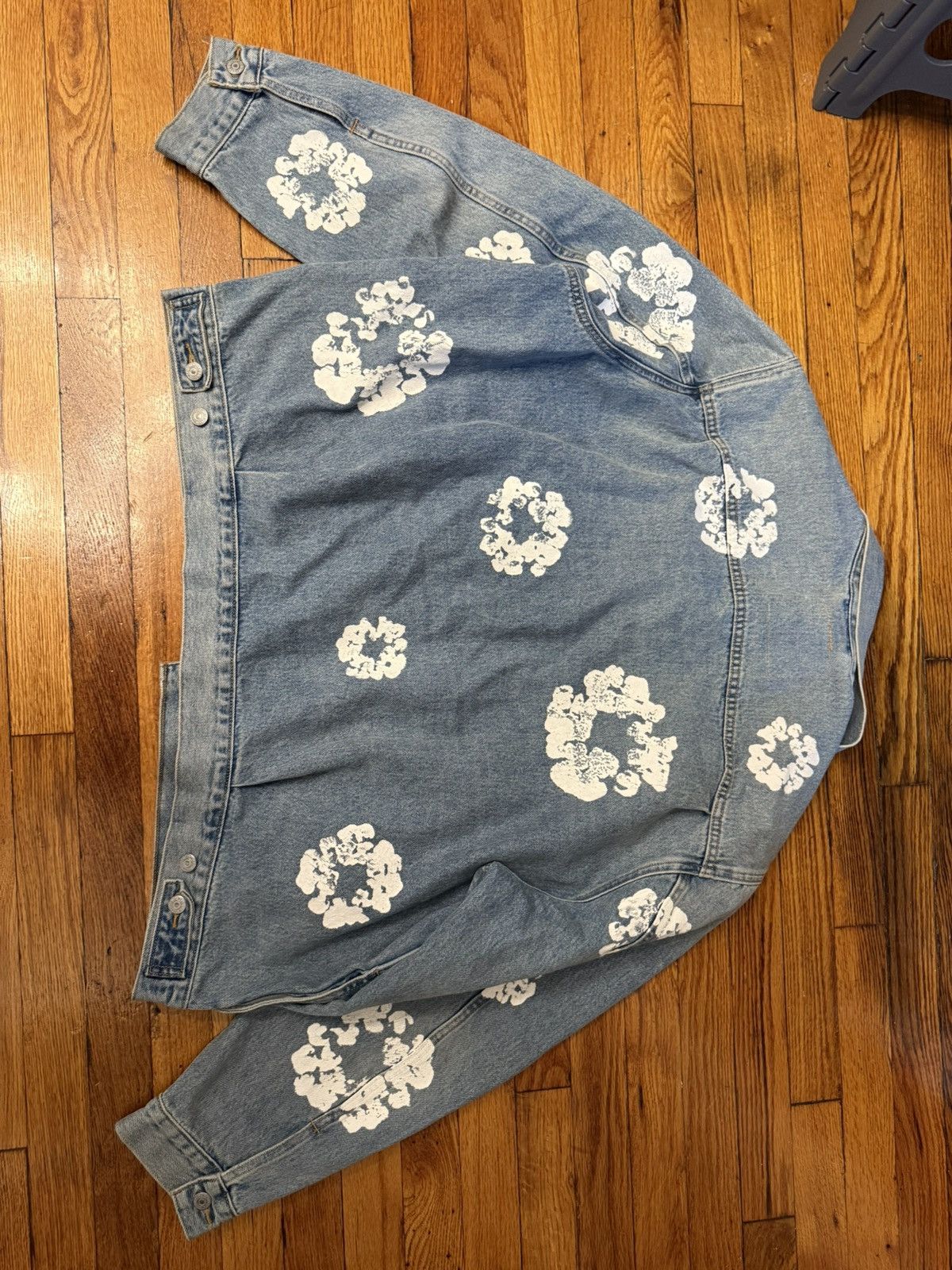 DENIM TEARS × Levi's Denim Tear Cotton Wreath Denim Jacket Size XXL Size US XXL / EU 58 / 5 - 8 Thumbnail