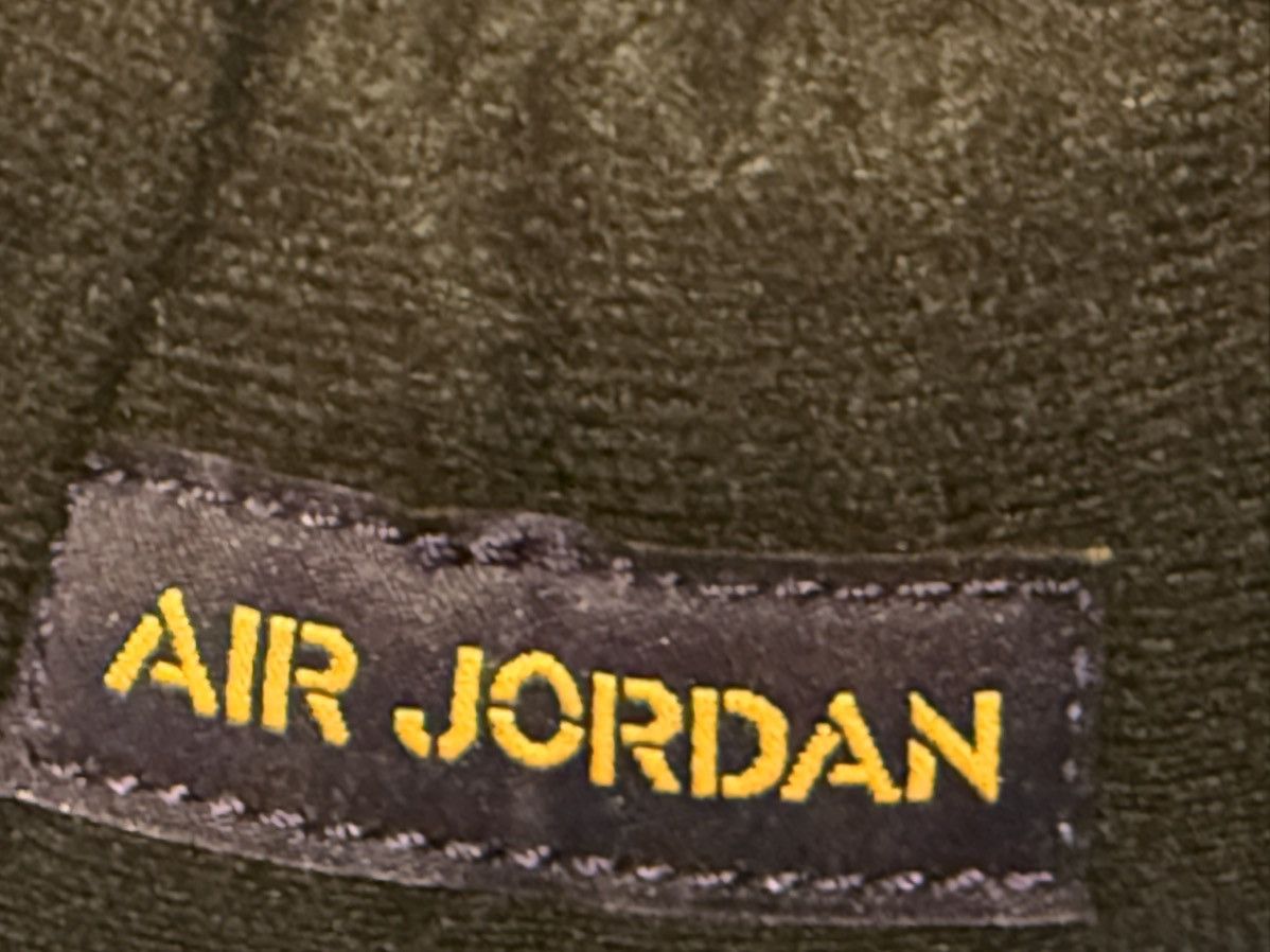 Jordan Brand Size 11 - Air Jordan 4 Retro Lakers-Brand new with box Size US 11 / EU 44 - 9 Thumbnail