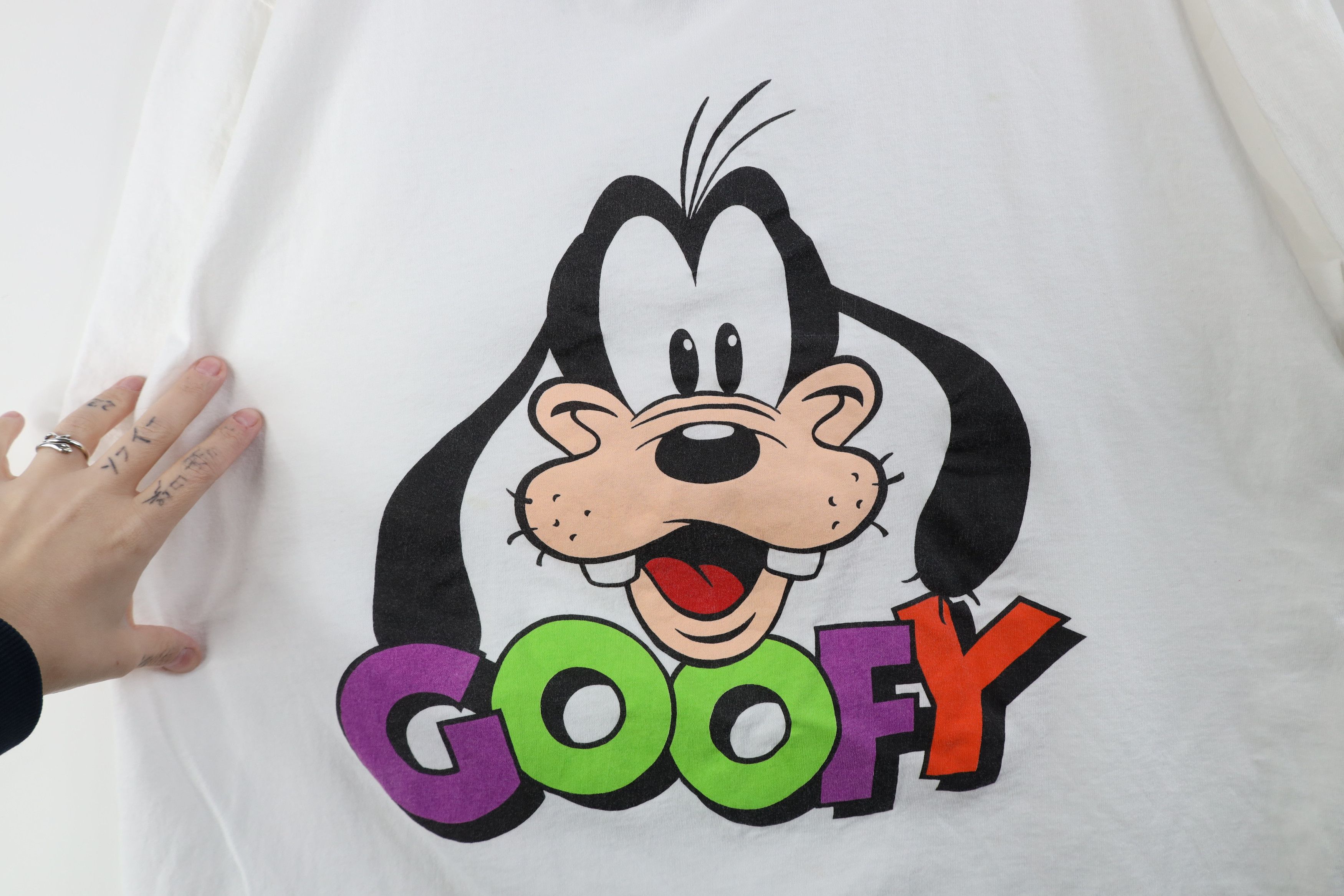 Disney Vintage 90s Disney Jumbo Print Goofy T-Shirt White USA Size US XXL / EU 58 / 5 - 4 Thumbnail