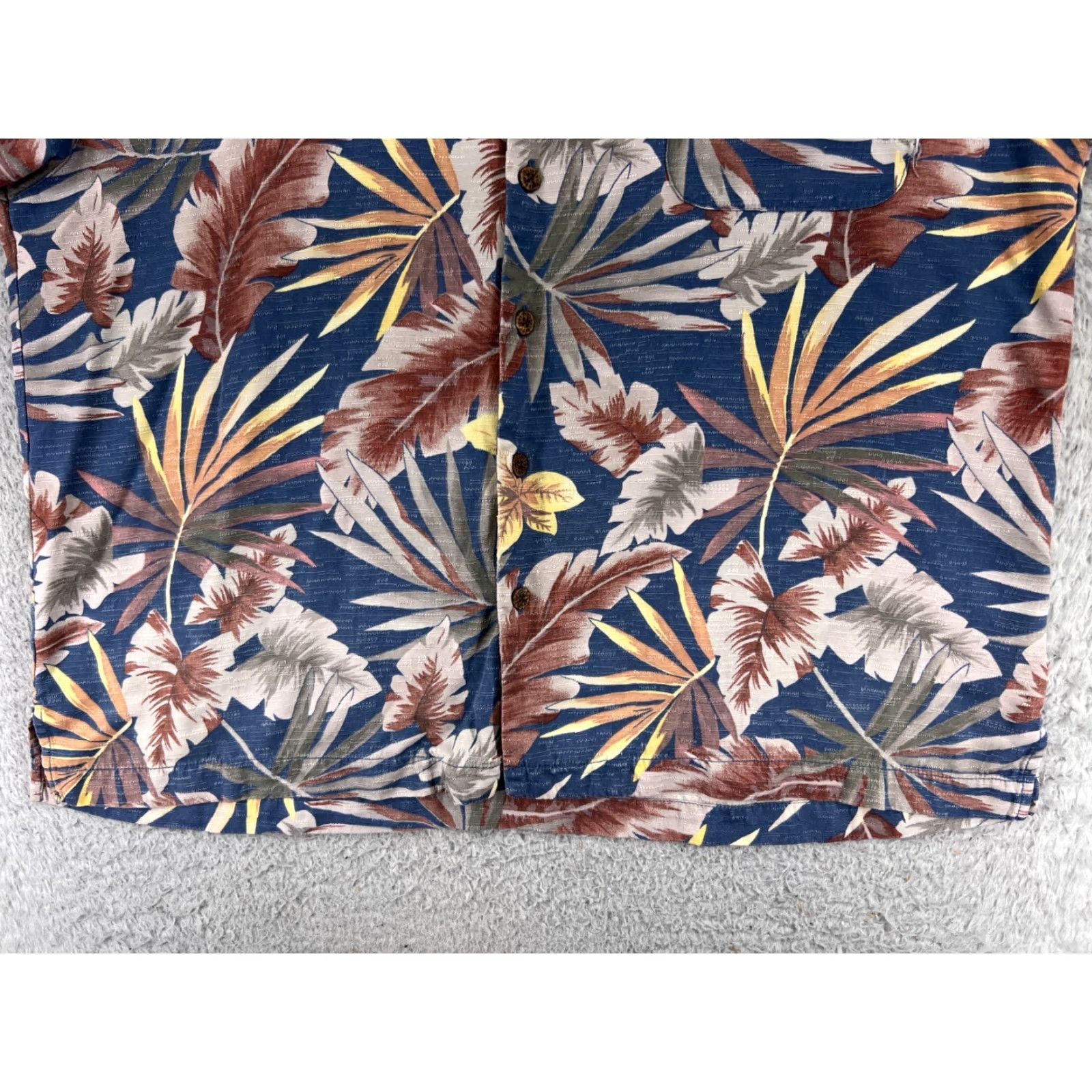 Vintage Caribbean Joe Shirt Men Button-Up Hawaiian XL Blue 100% Rayon Floral Short Sleeve Collared Size US XL / EU 56 / 4 - 5 Thumbnail