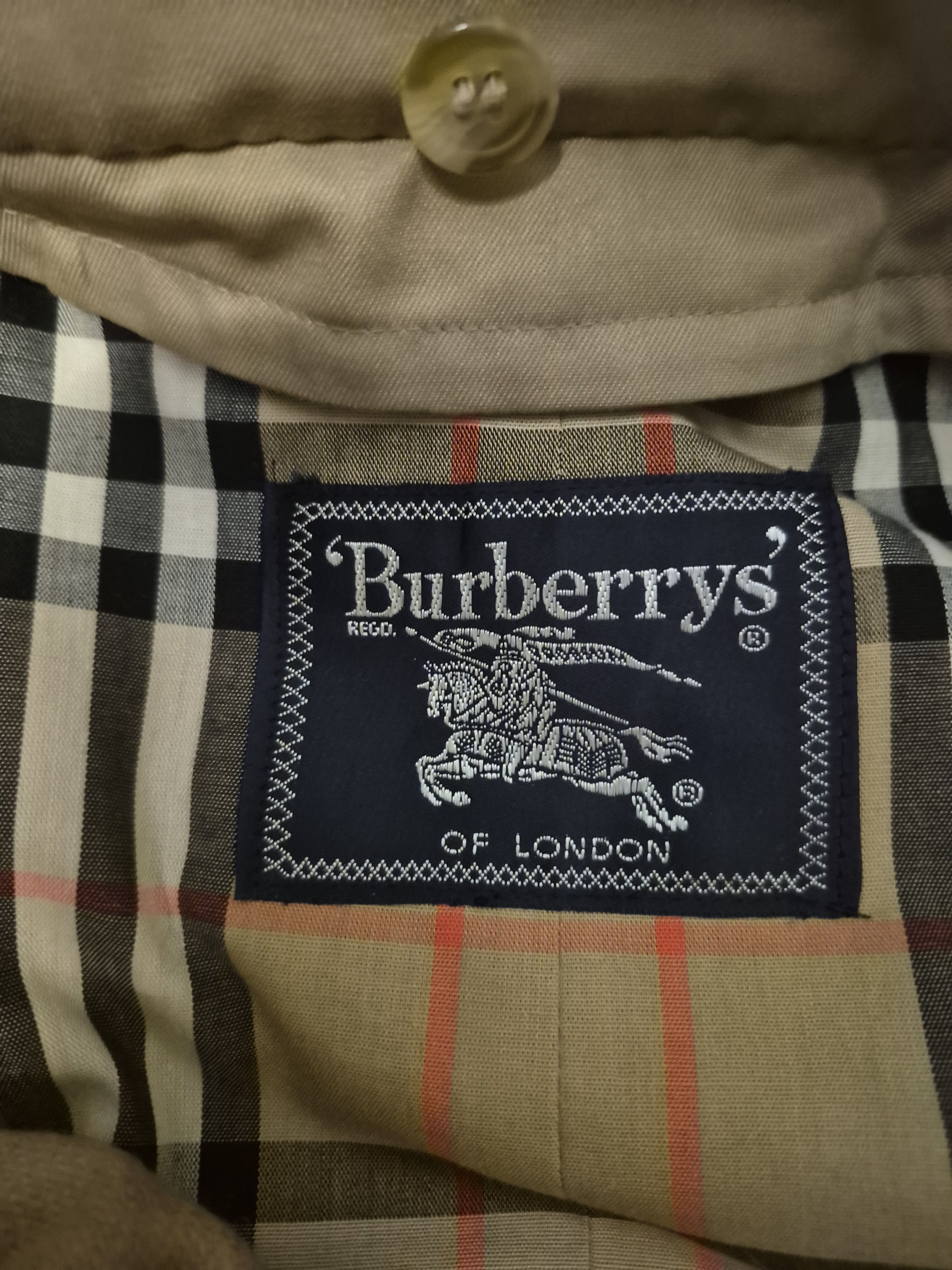 Burberry Burberry Tan Double Breast Trenchcoat Size 44 L Size US XL / EU 56 / 4 - 12 Thumbnail