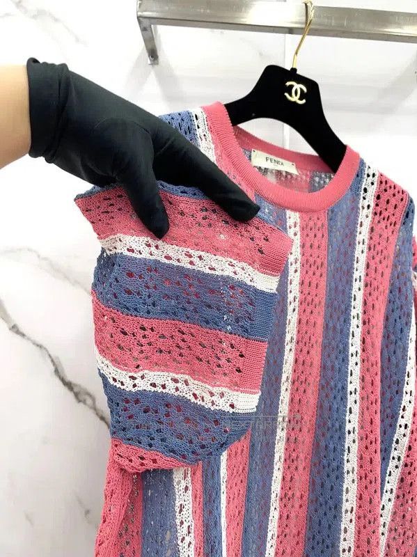 Fendi Fendi Colorful Cotton Blend Short Sleeve T-Shirt . Size L / US 10 / IT 46 - 6 Thumbnail